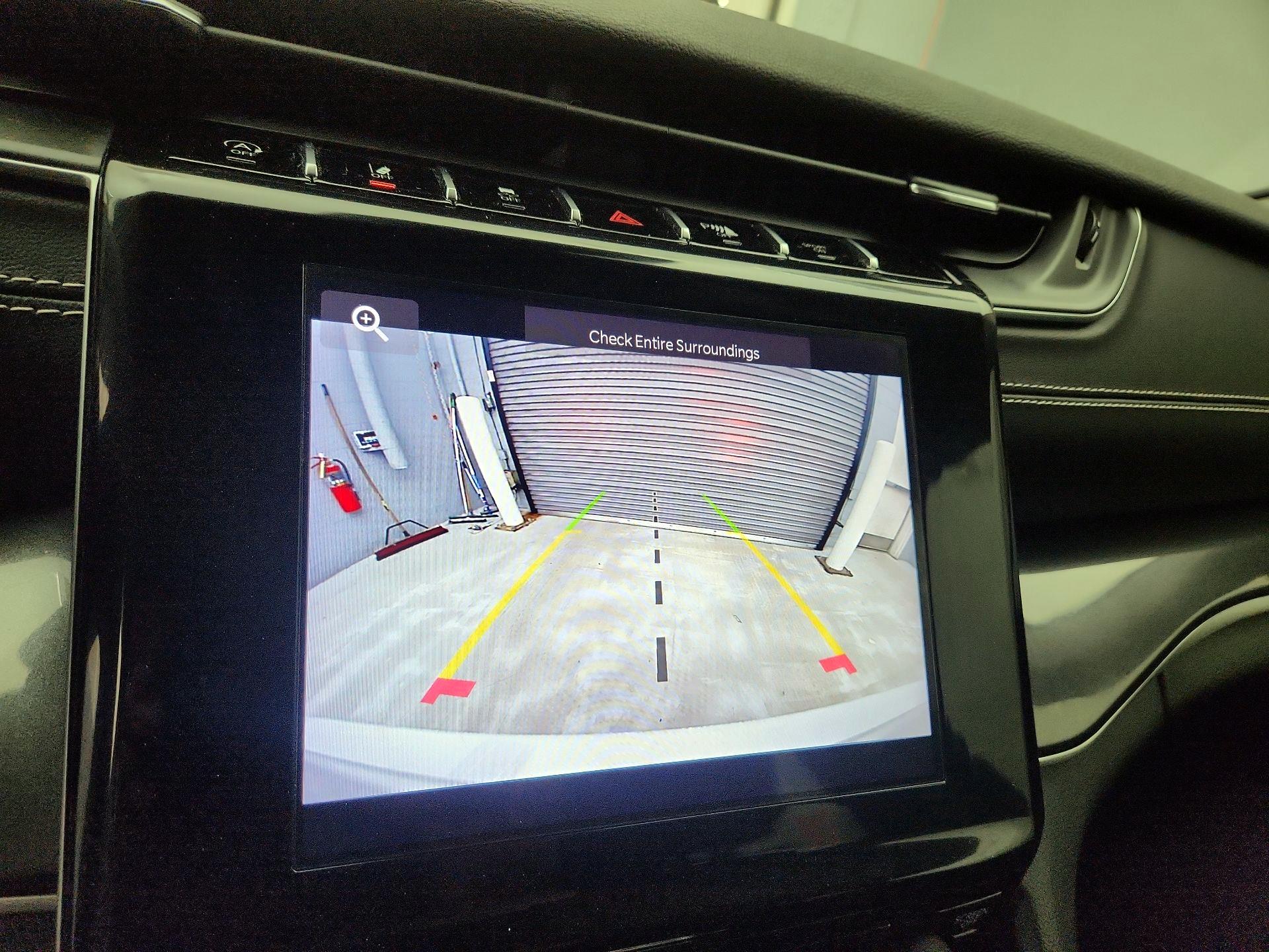 Thumbnail: 2023 Jeep Grand Cherokee - 14