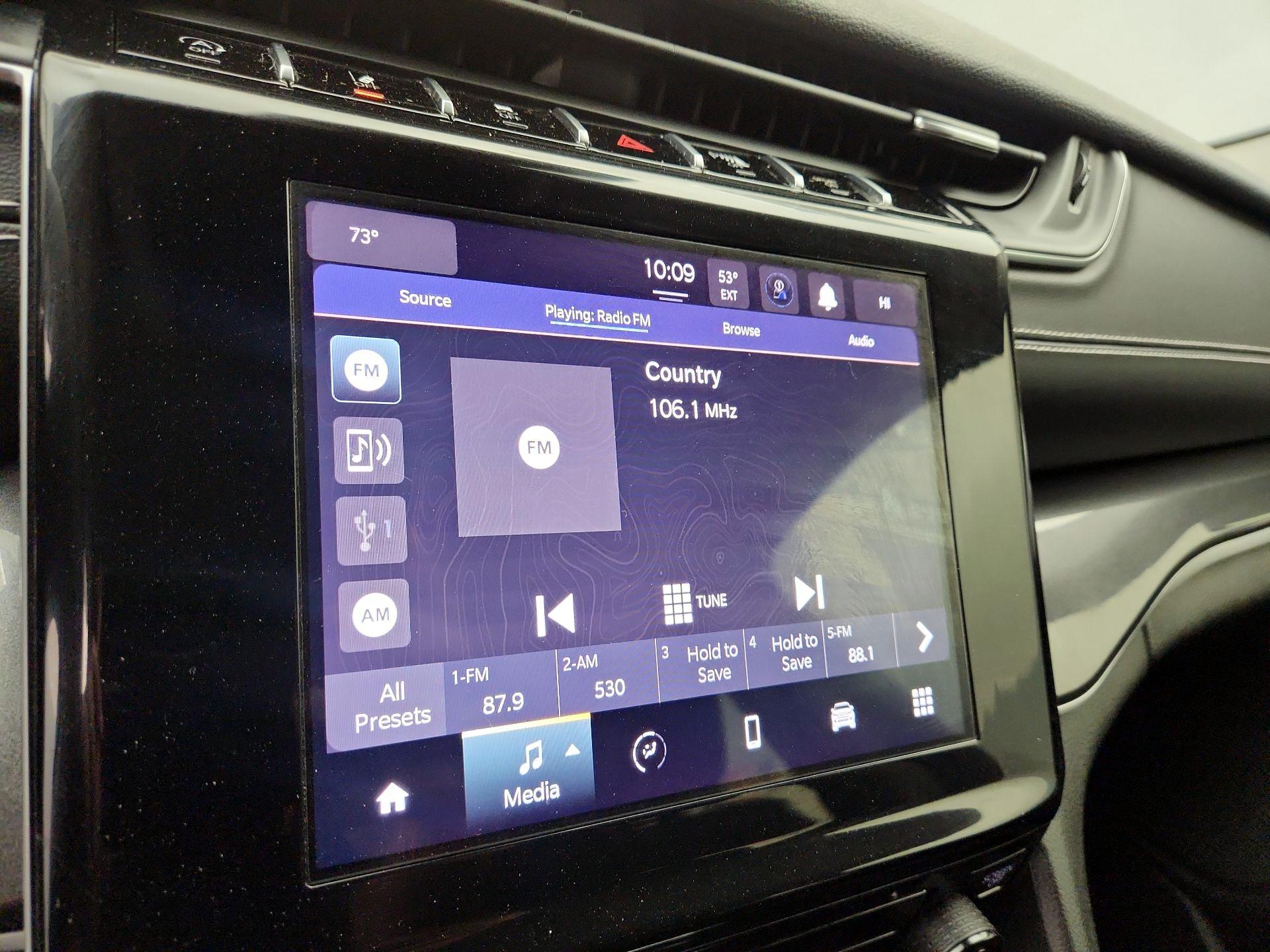 Thumbnail: 2023 Jeep Grand Cherokee - 15