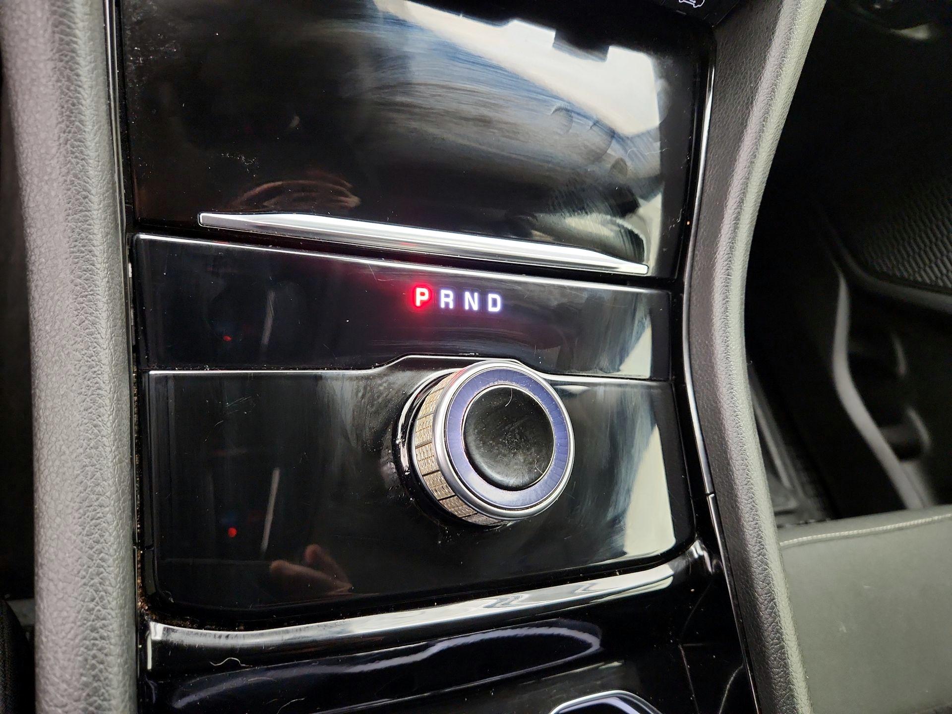 Thumbnail: 2023 Jeep Grand Cherokee - 17