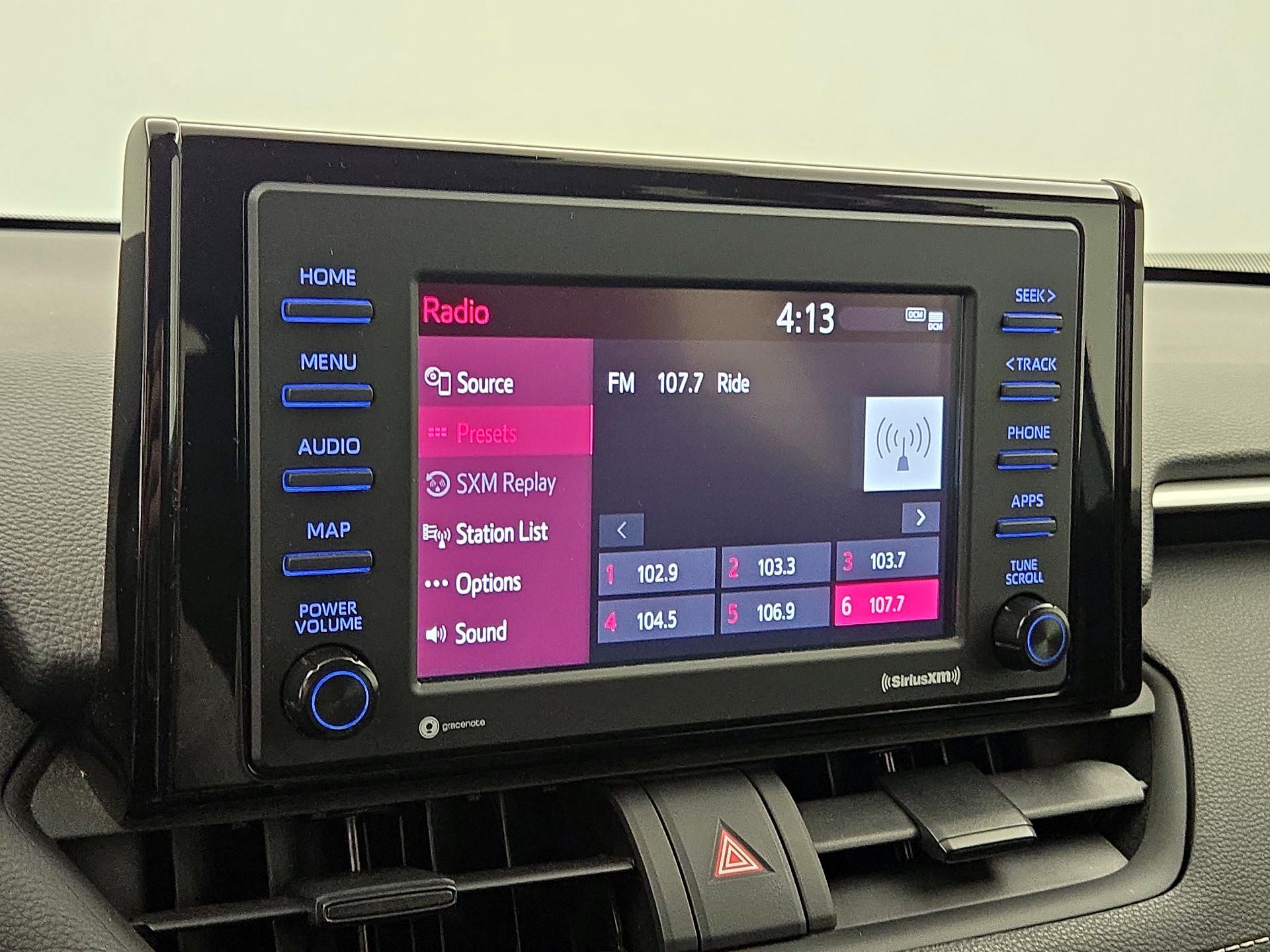 Thumbnail: 2022 Toyota RAV4 - 15