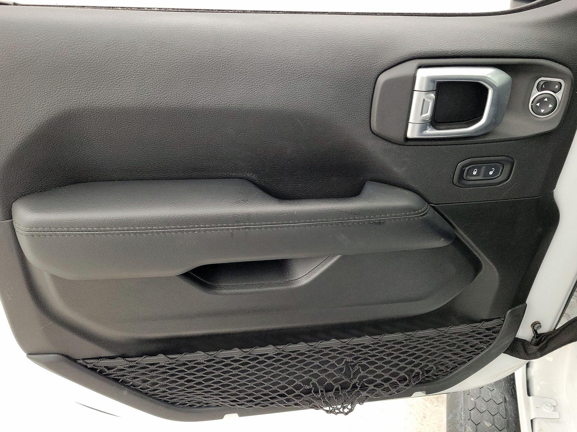 Thumbnail: 2021 Jeep Wrangler - 12