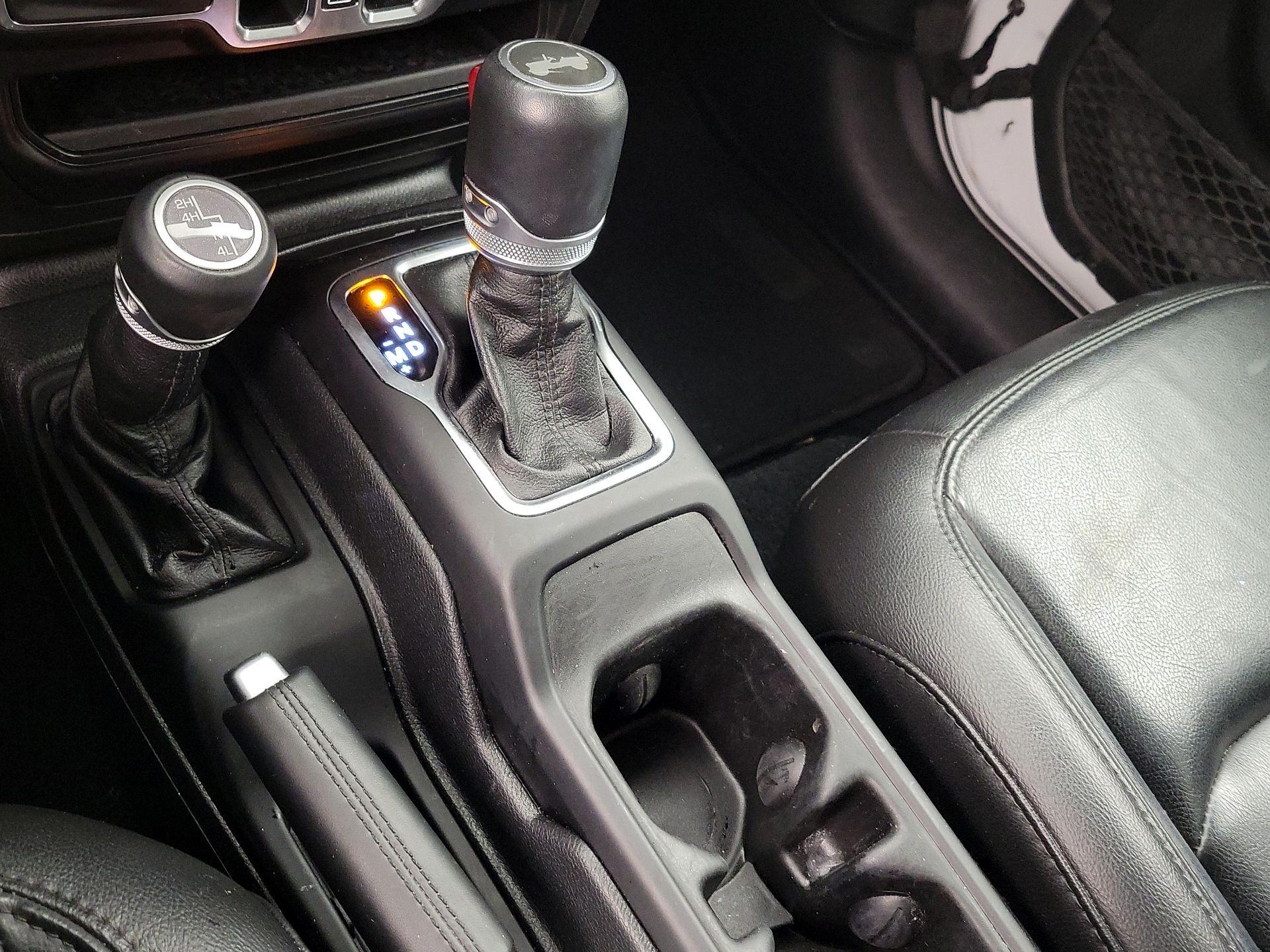 Thumbnail: 2021 Jeep Wrangler - 17