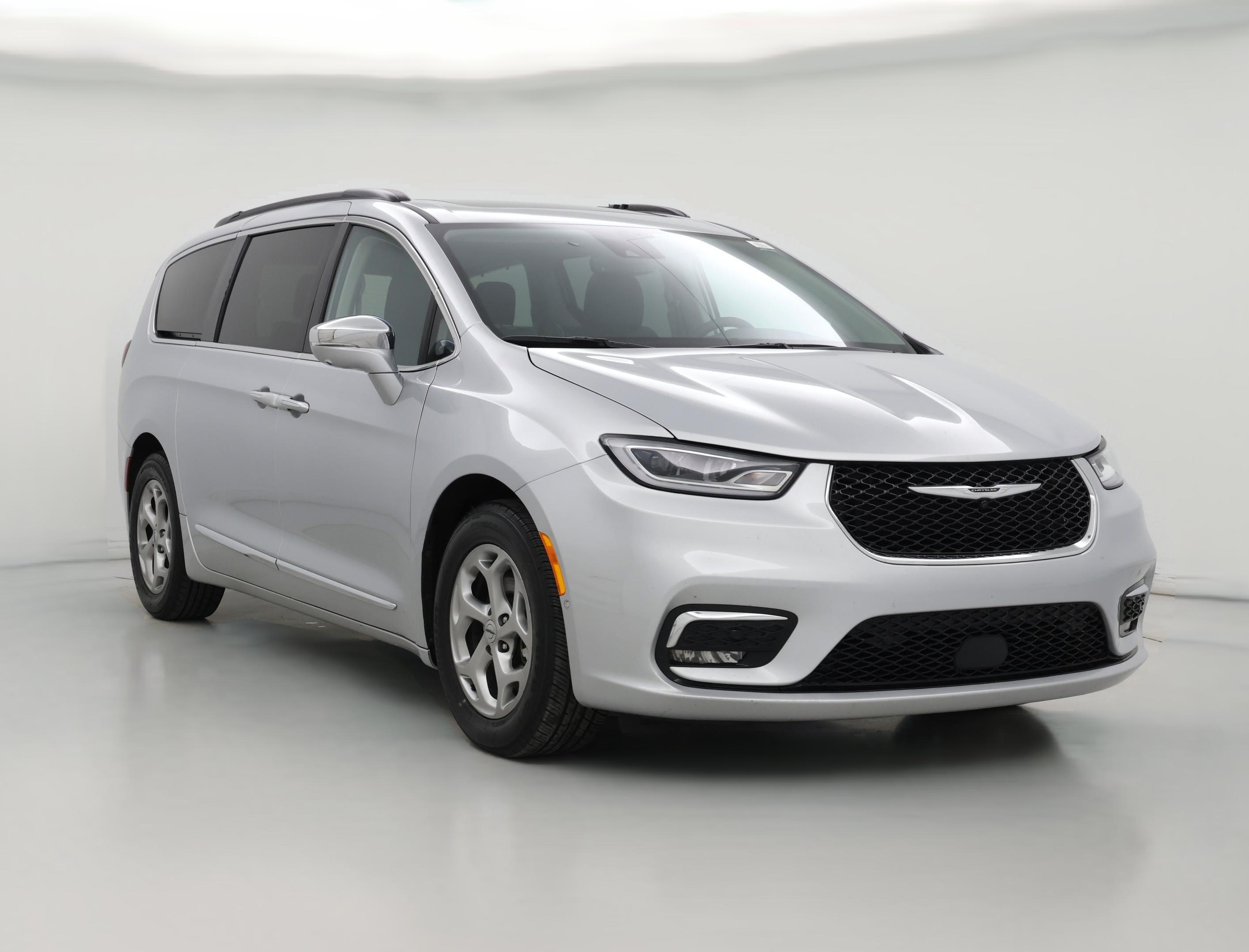 Thumbnail: 2022 Chrysler Pacifica - 1