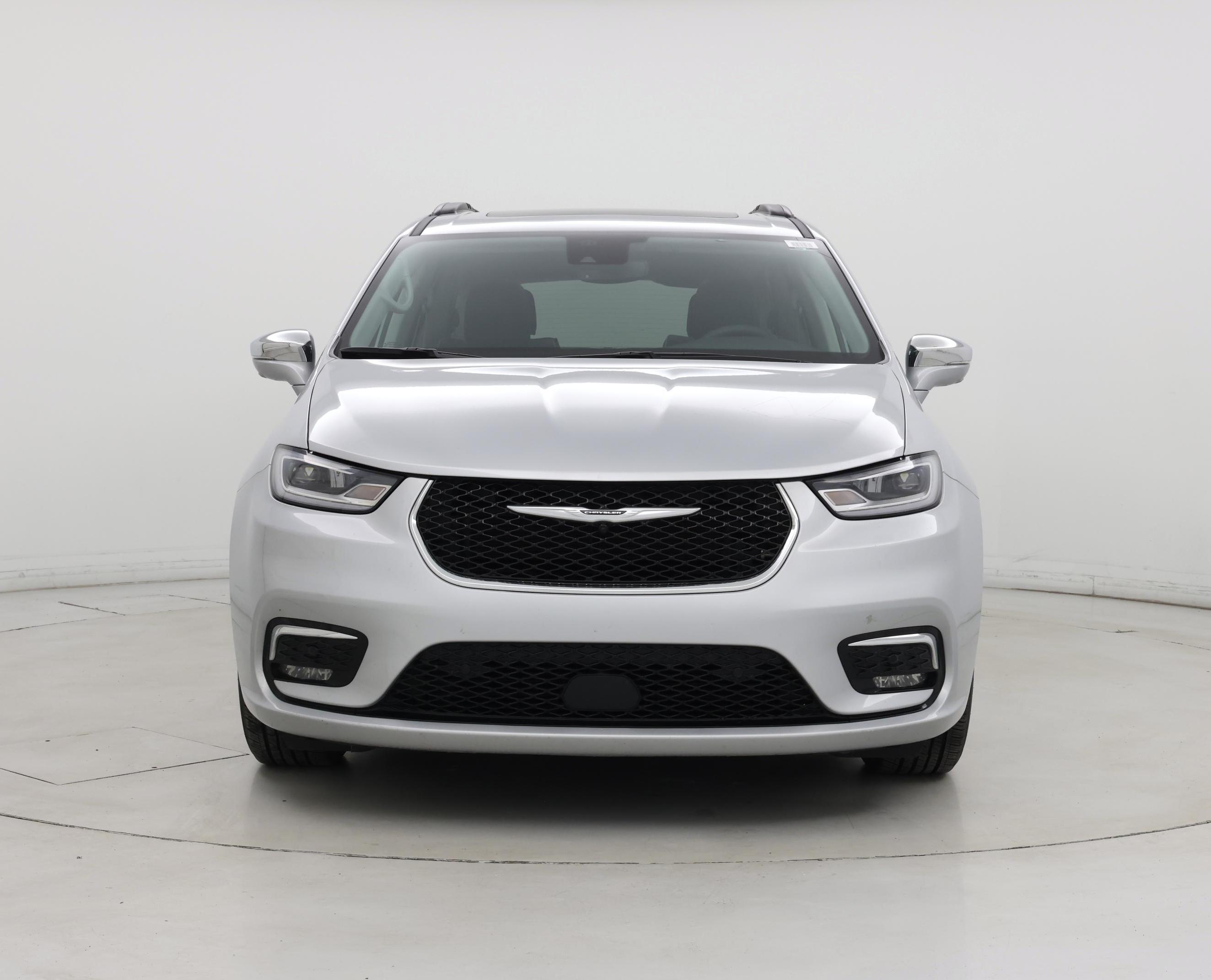 Thumbnail: 2022 Chrysler Pacifica - 5