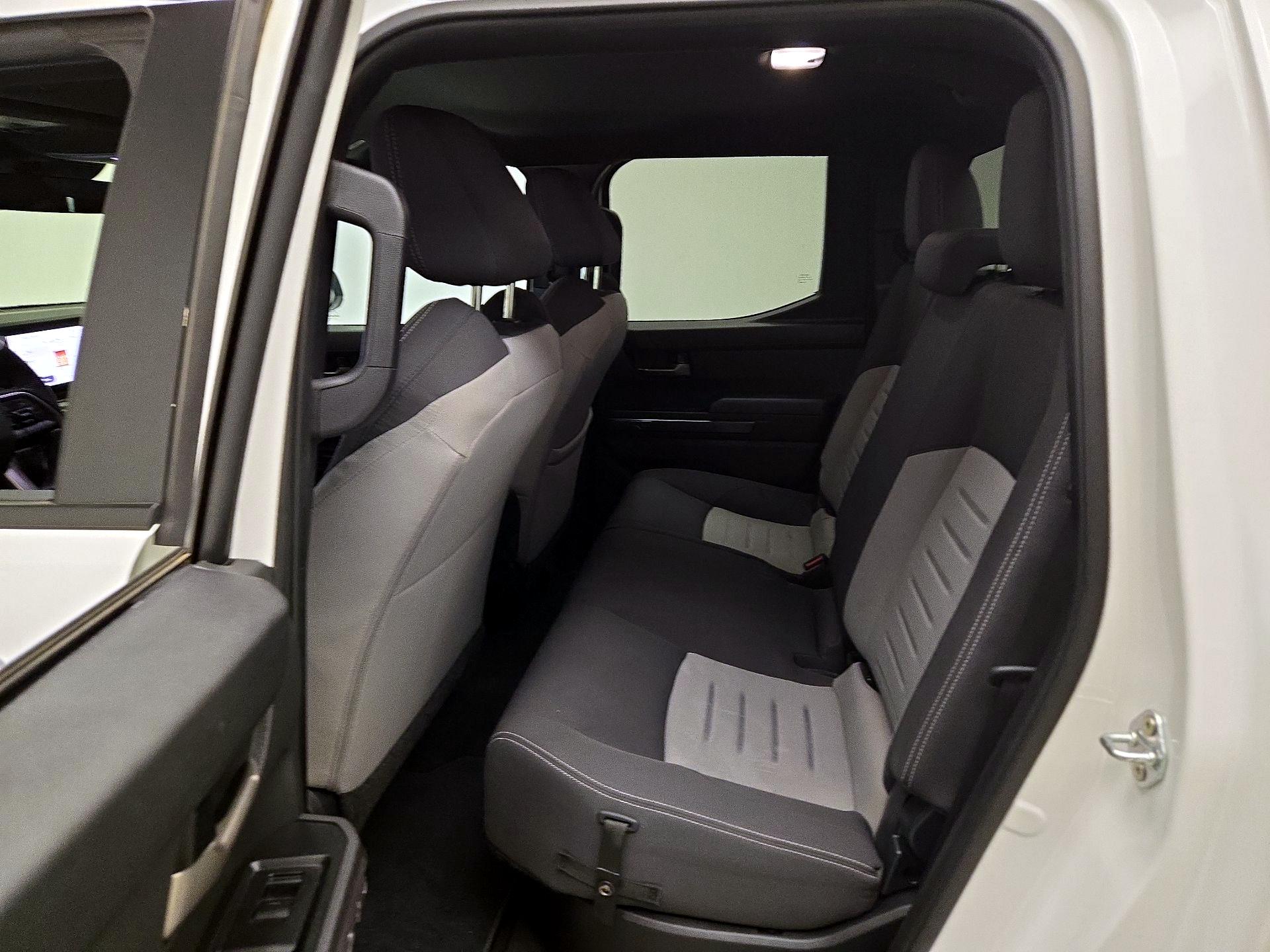 Thumbnail: 2024 Toyota Tacoma - 19