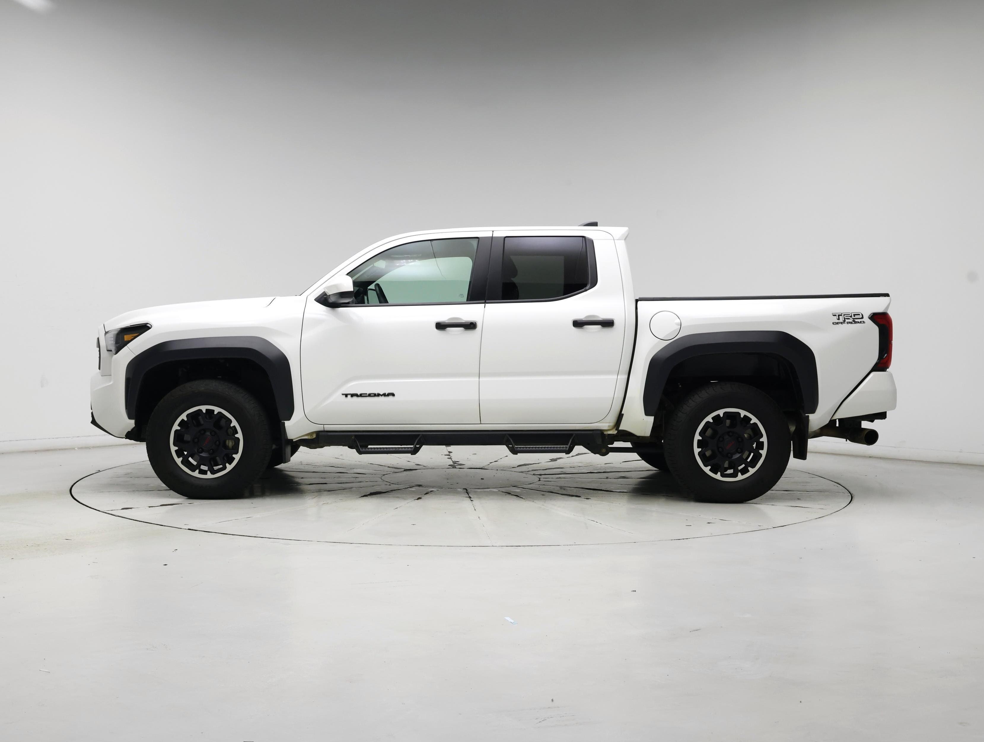 Thumbnail: 2024 Toyota Tacoma - 3