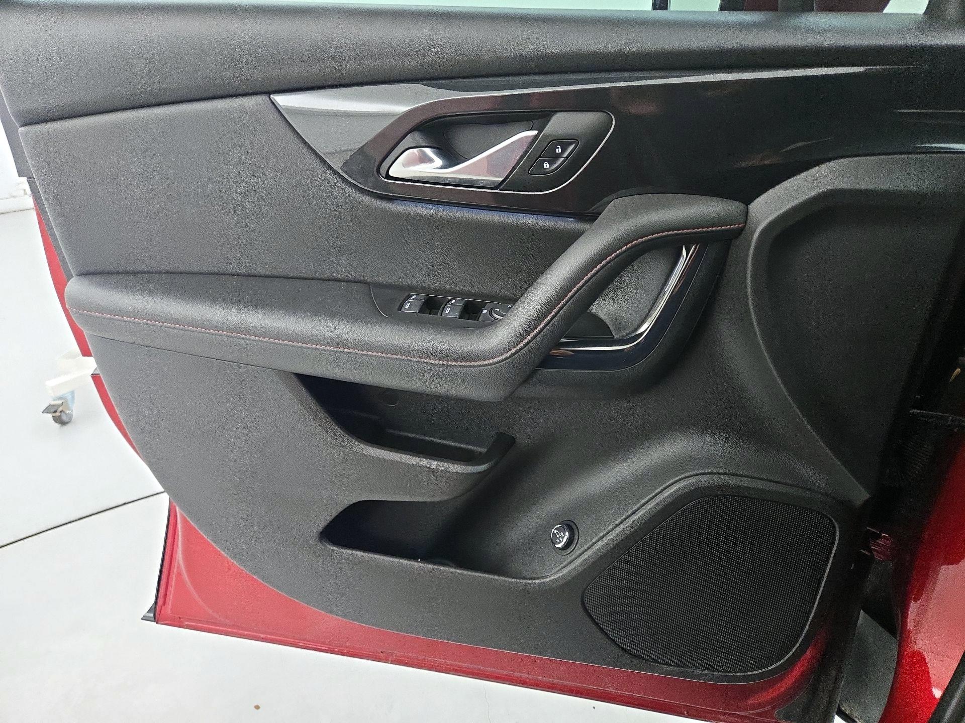 Thumbnail: 2021 Chevrolet Blazer - 12