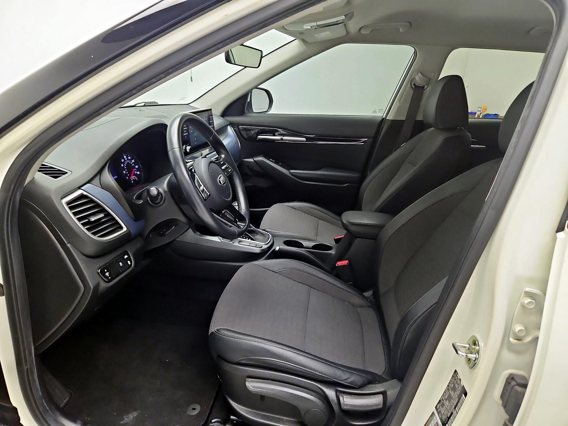 Thumbnail: 2021 Kia Seltos - 11