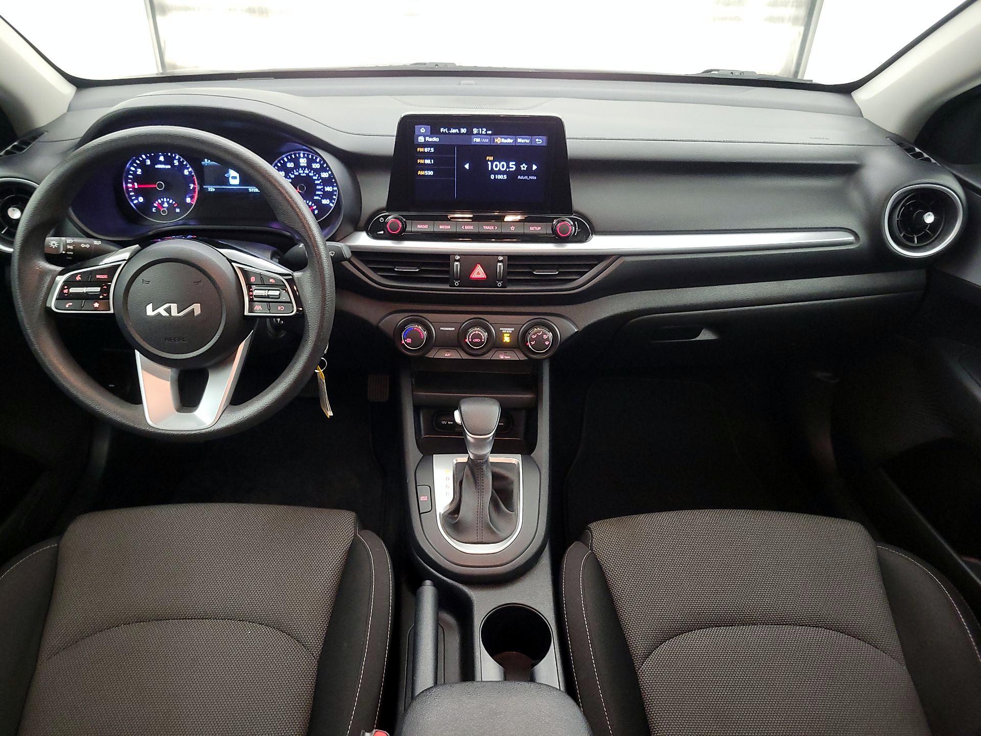 Thumbnail: 2023 Kia Forte - 9