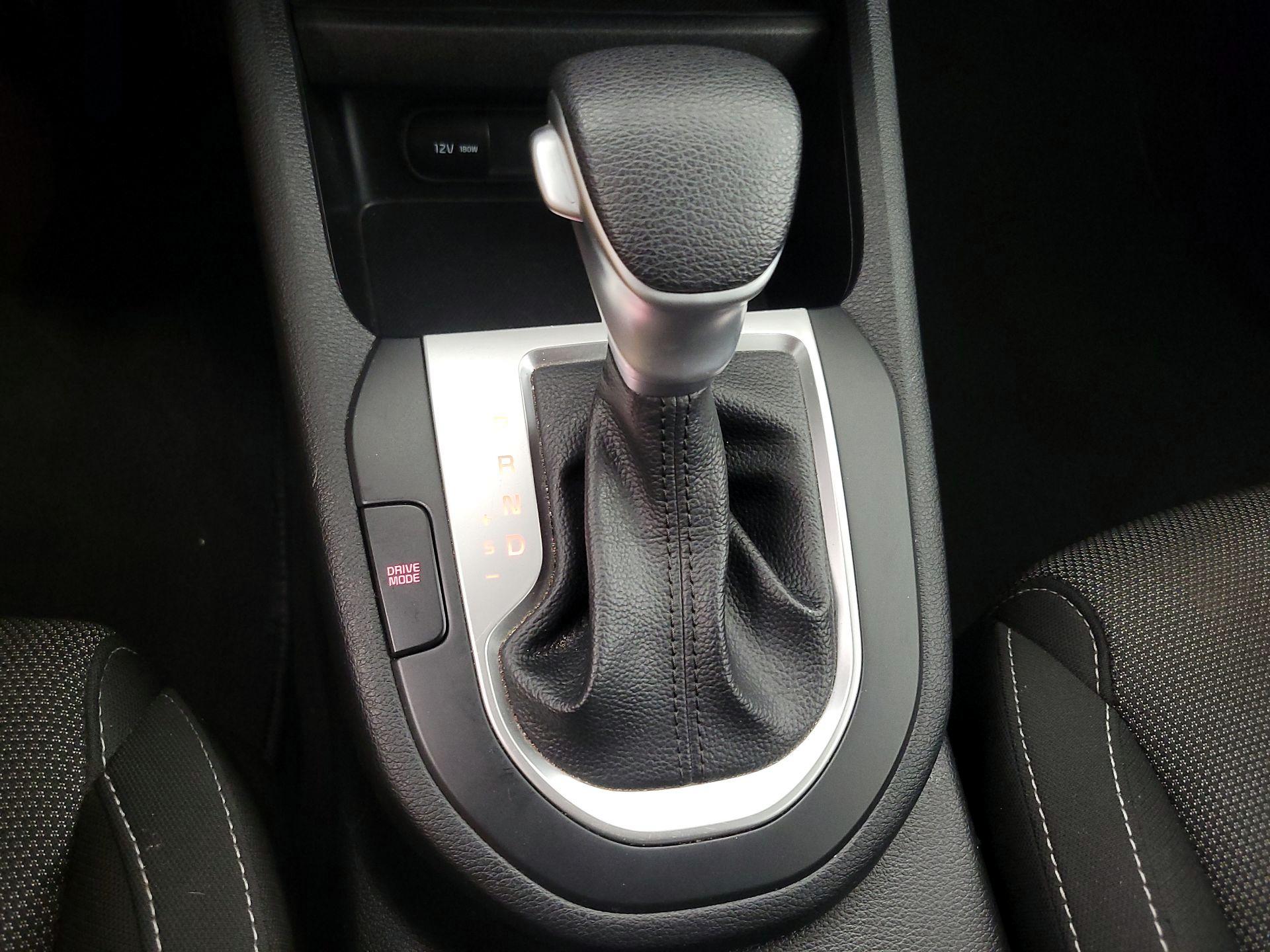 Thumbnail: 2023 Kia Forte - 17