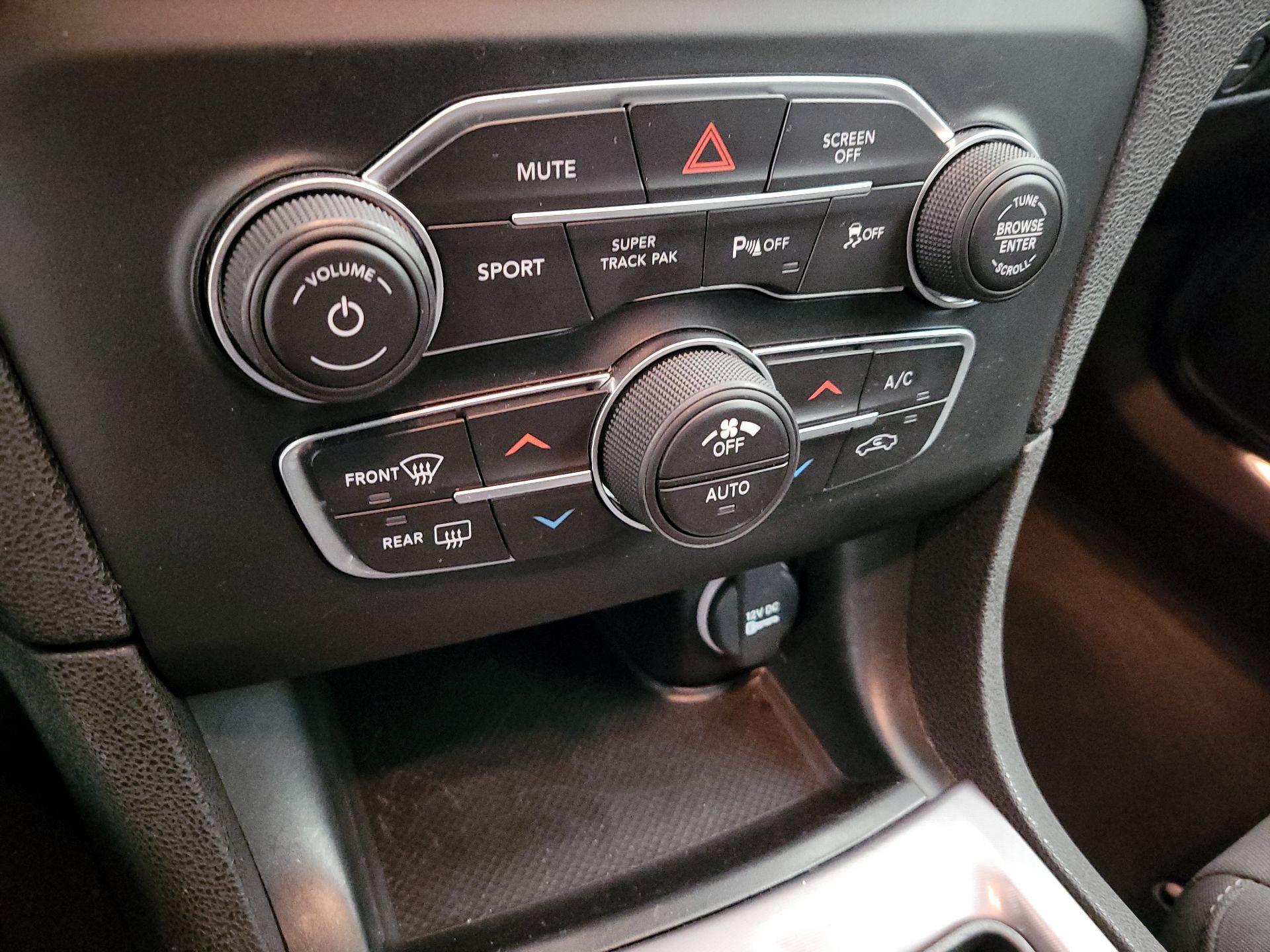 Thumbnail: 2023 Dodge Charger - 16