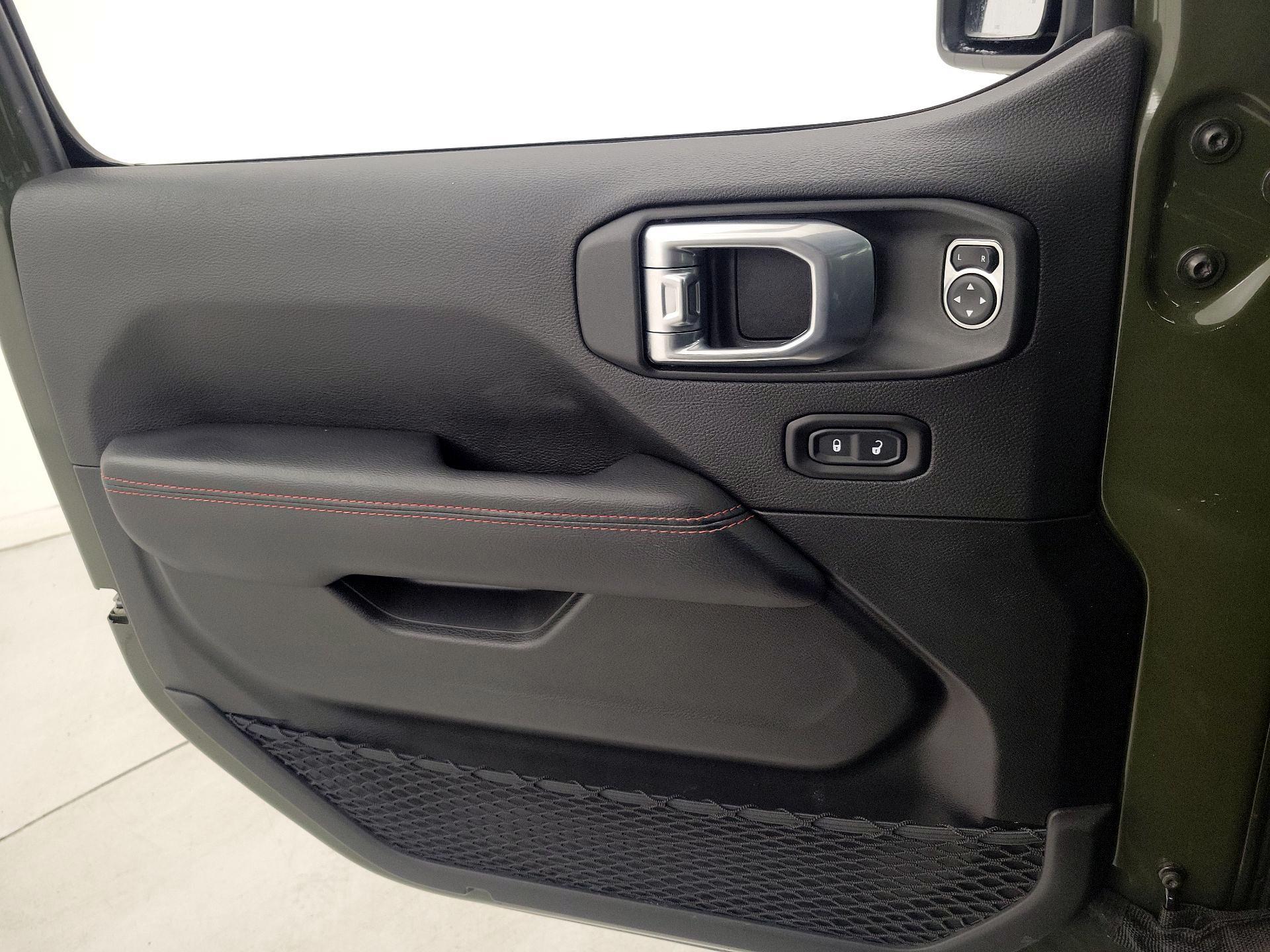 Thumbnail: 2022 Jeep Wrangler - 12