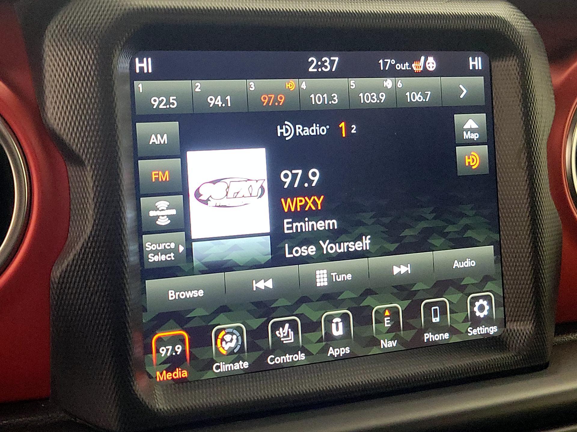 Thumbnail: 2022 Jeep Wrangler - 16