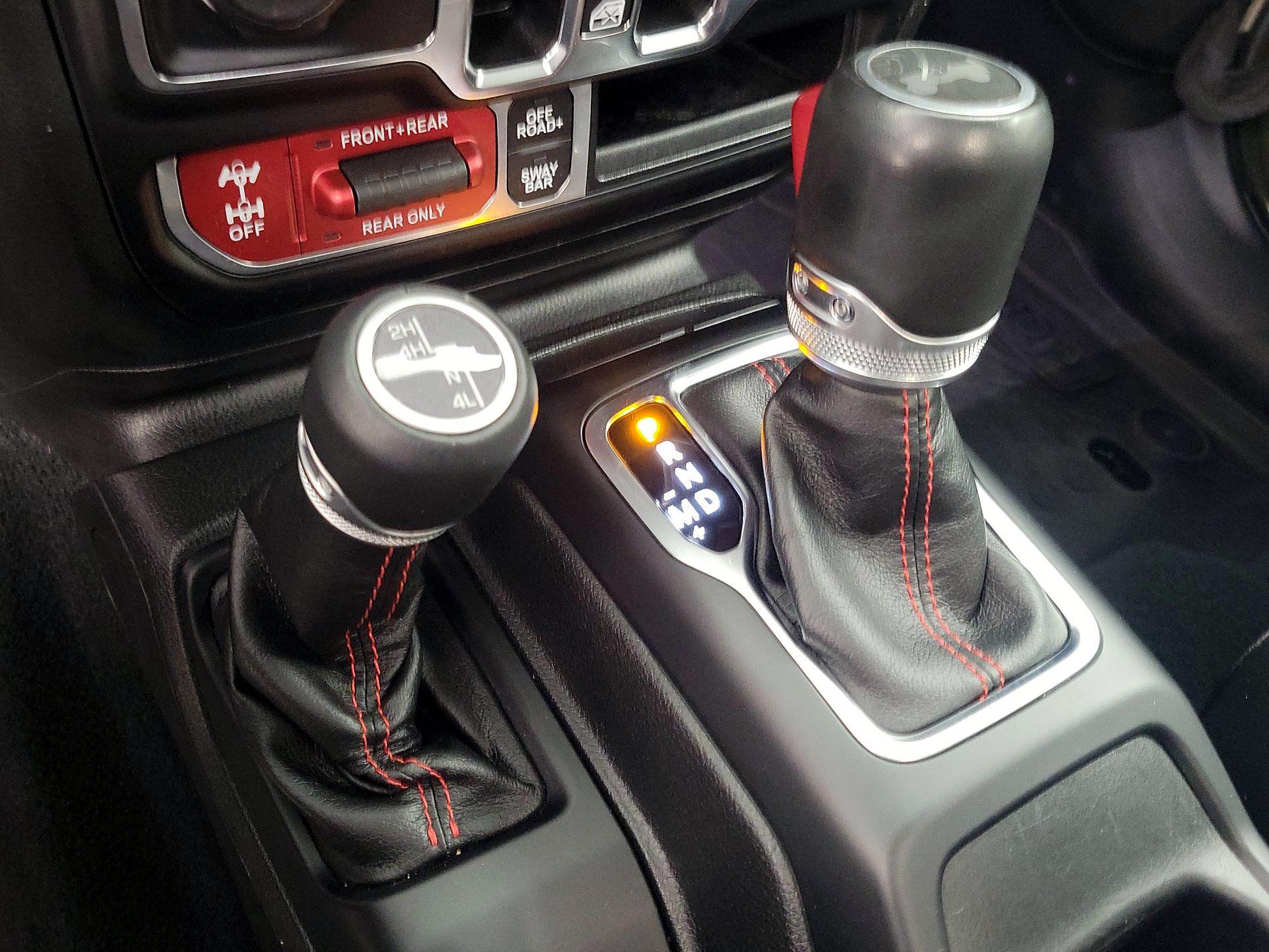 Thumbnail: 2022 Jeep Wrangler - 18