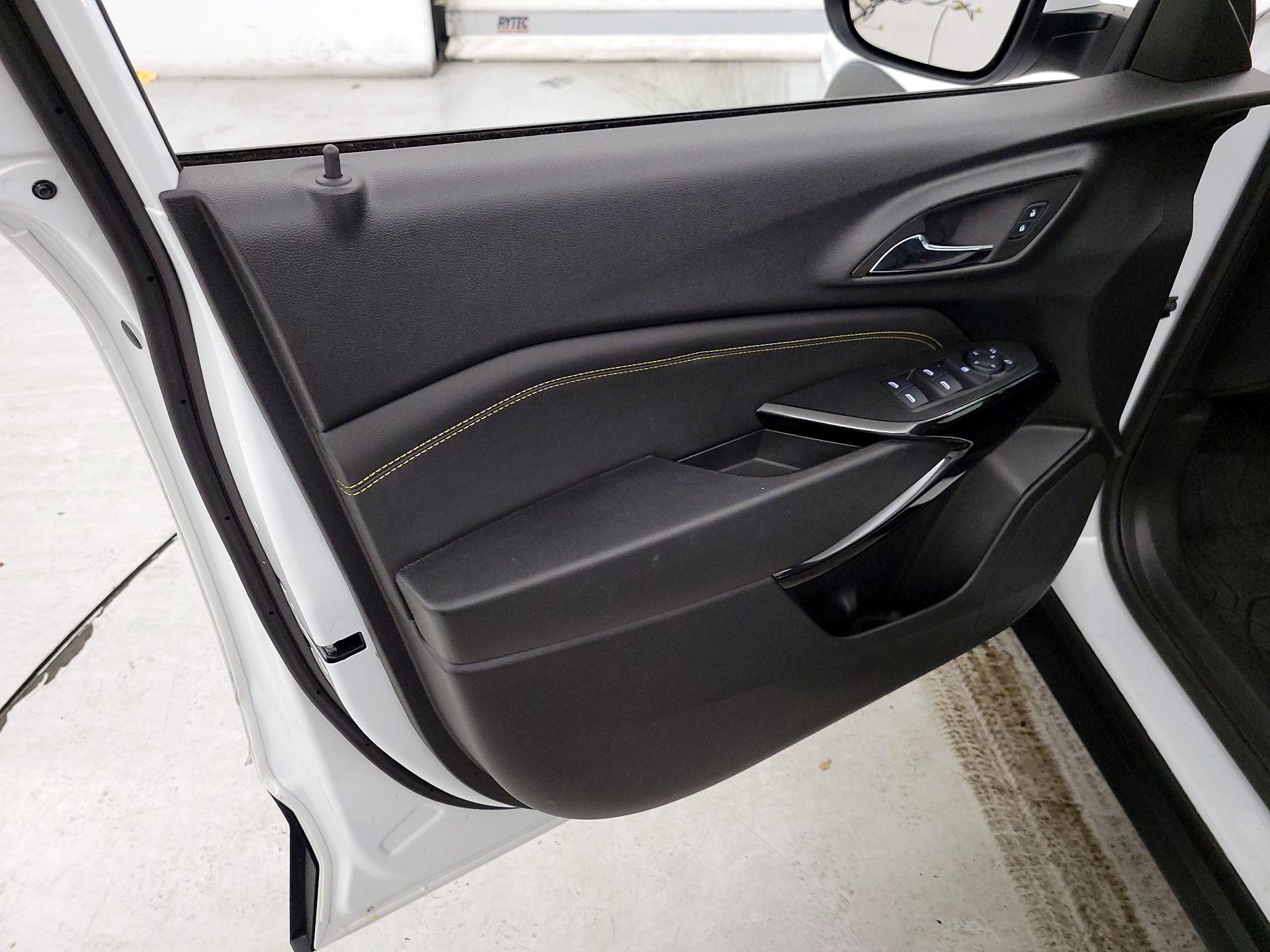 Thumbnail: 2024 Chevrolet Trax - 12