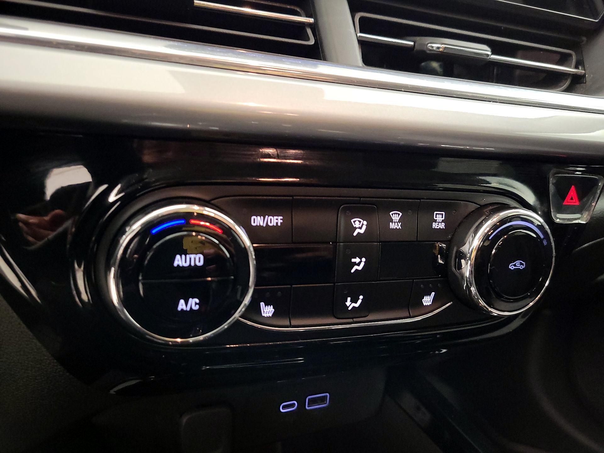 Thumbnail: 2024 Chevrolet Trax - 15