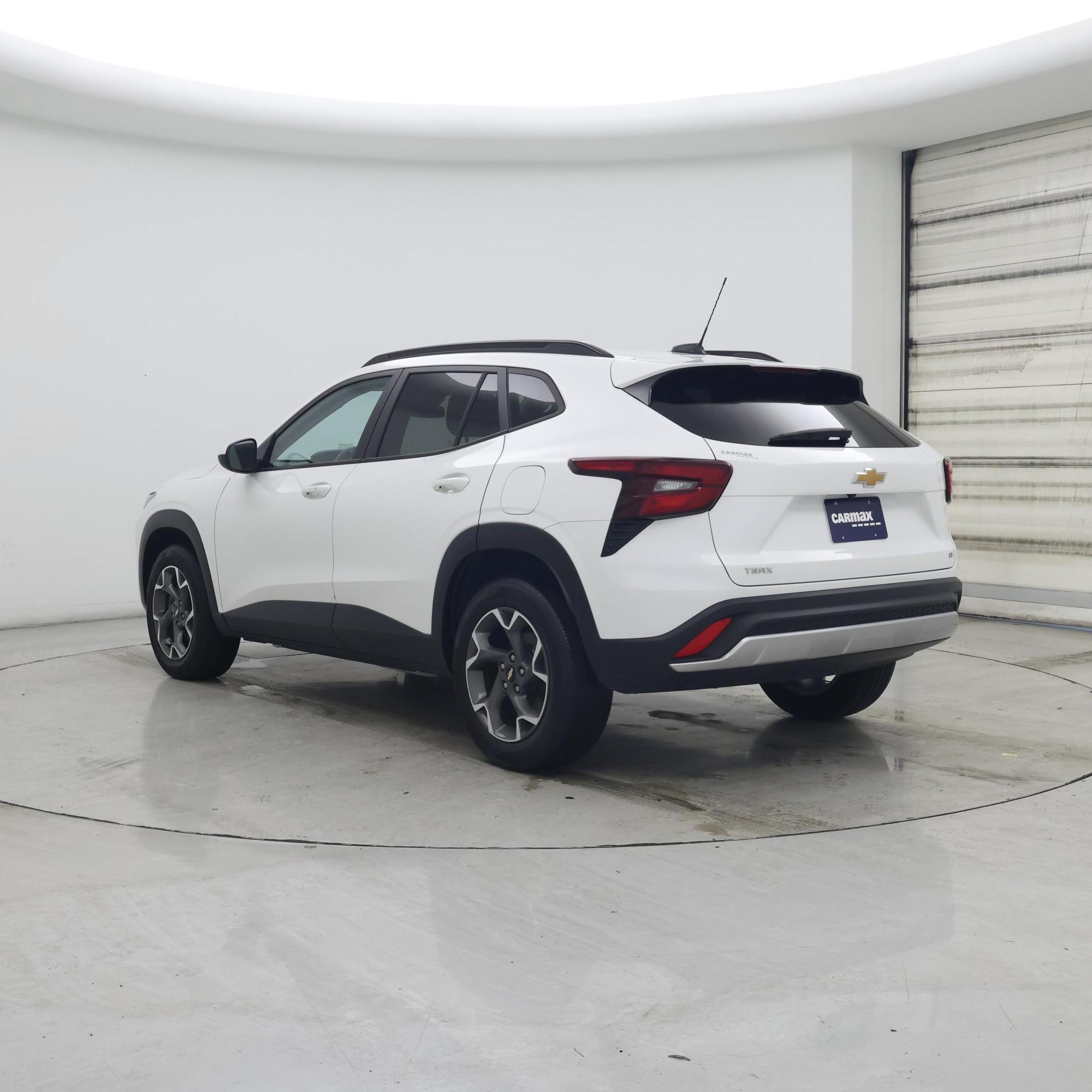 Thumbnail: 2024 Chevrolet Trax - 2