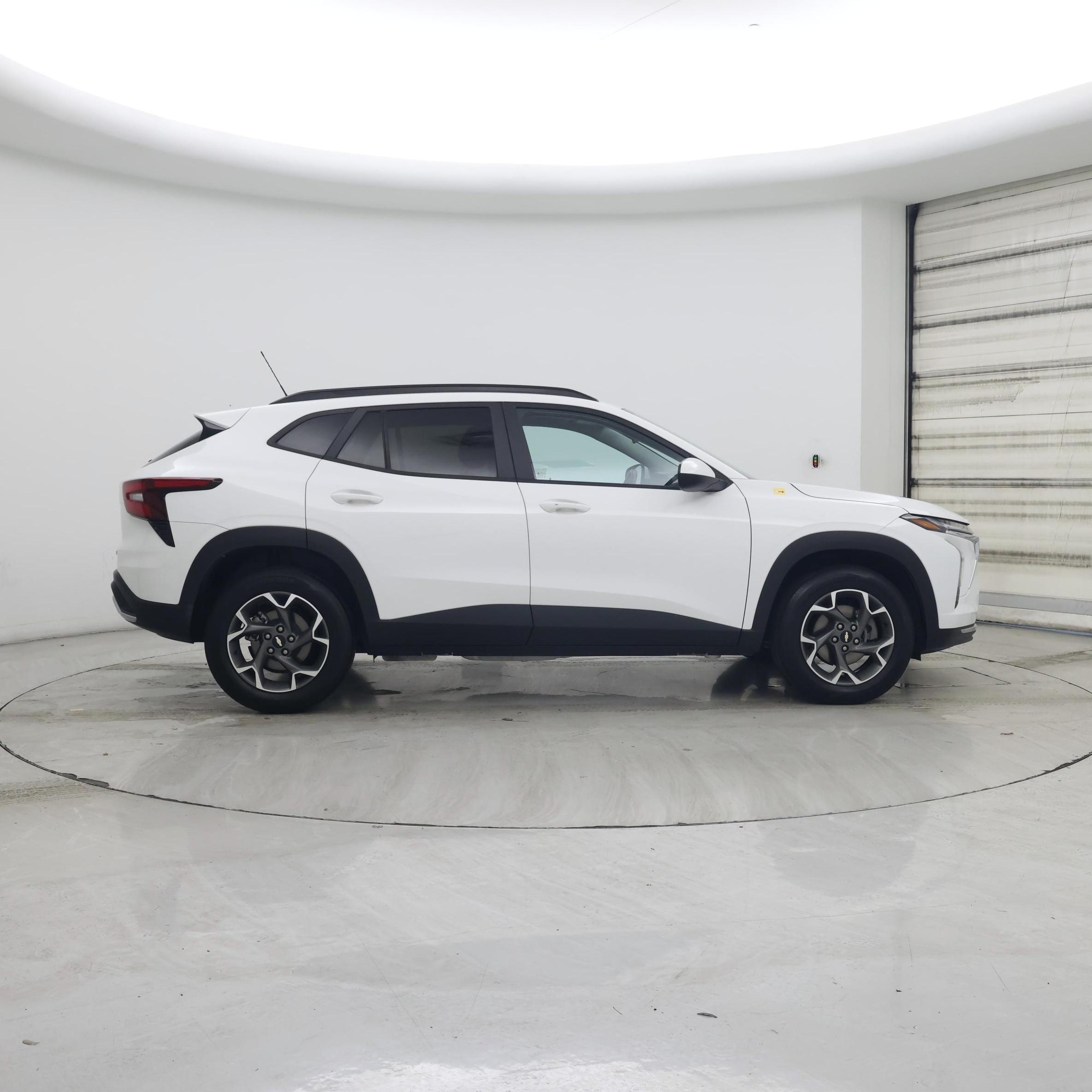 Thumbnail: 2024 Chevrolet Trax - 7