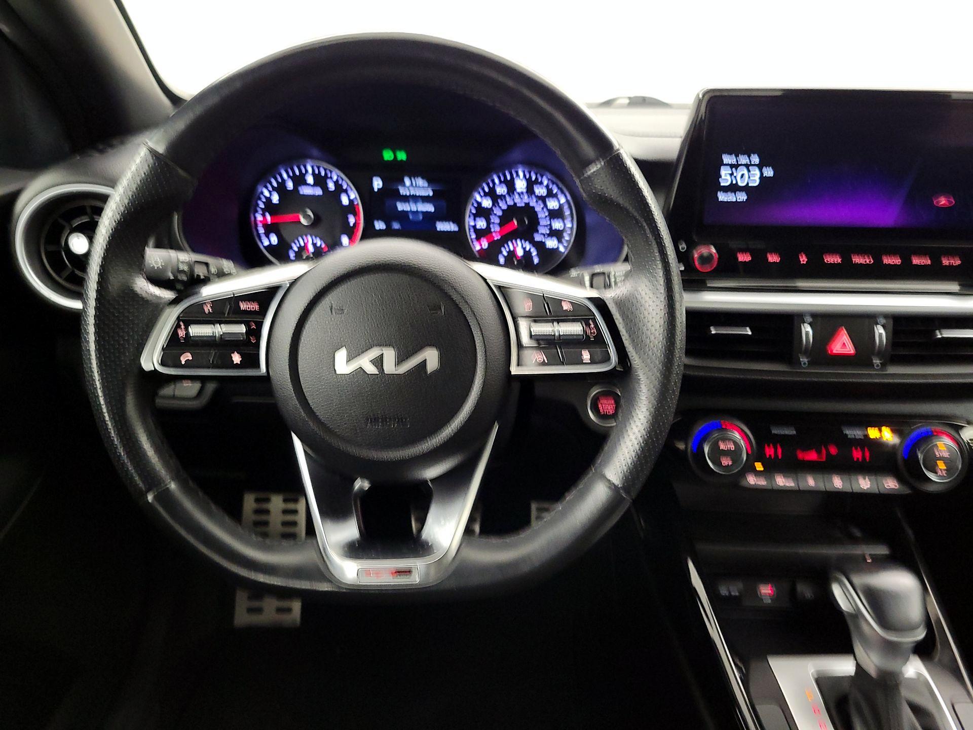 Thumbnail: 2023 Kia Forte - 10