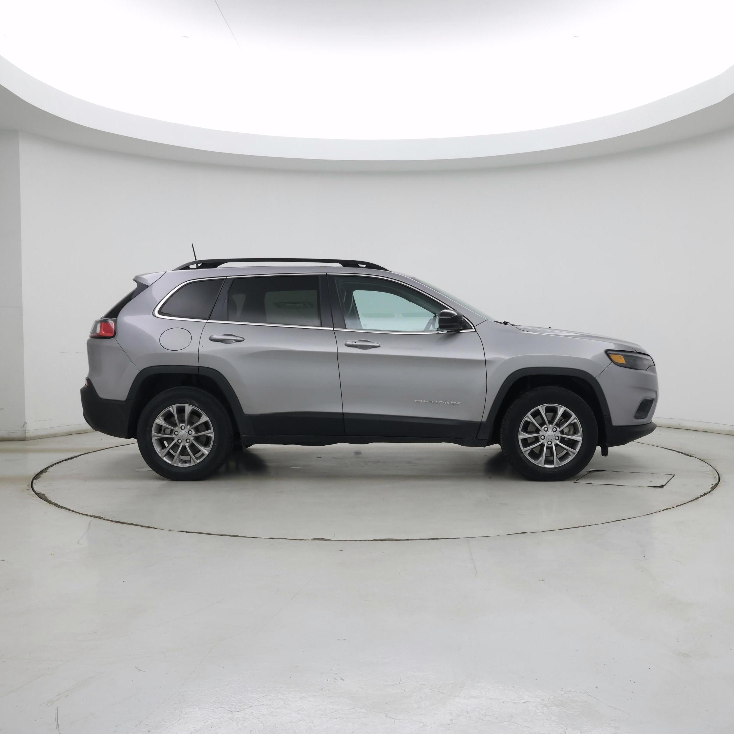 Thumbnail: 2022 Jeep Cherokee - 7