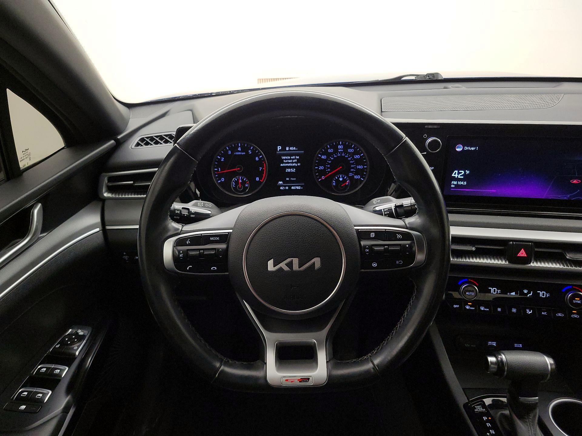 Thumbnail: 2022 Kia K5 - 10