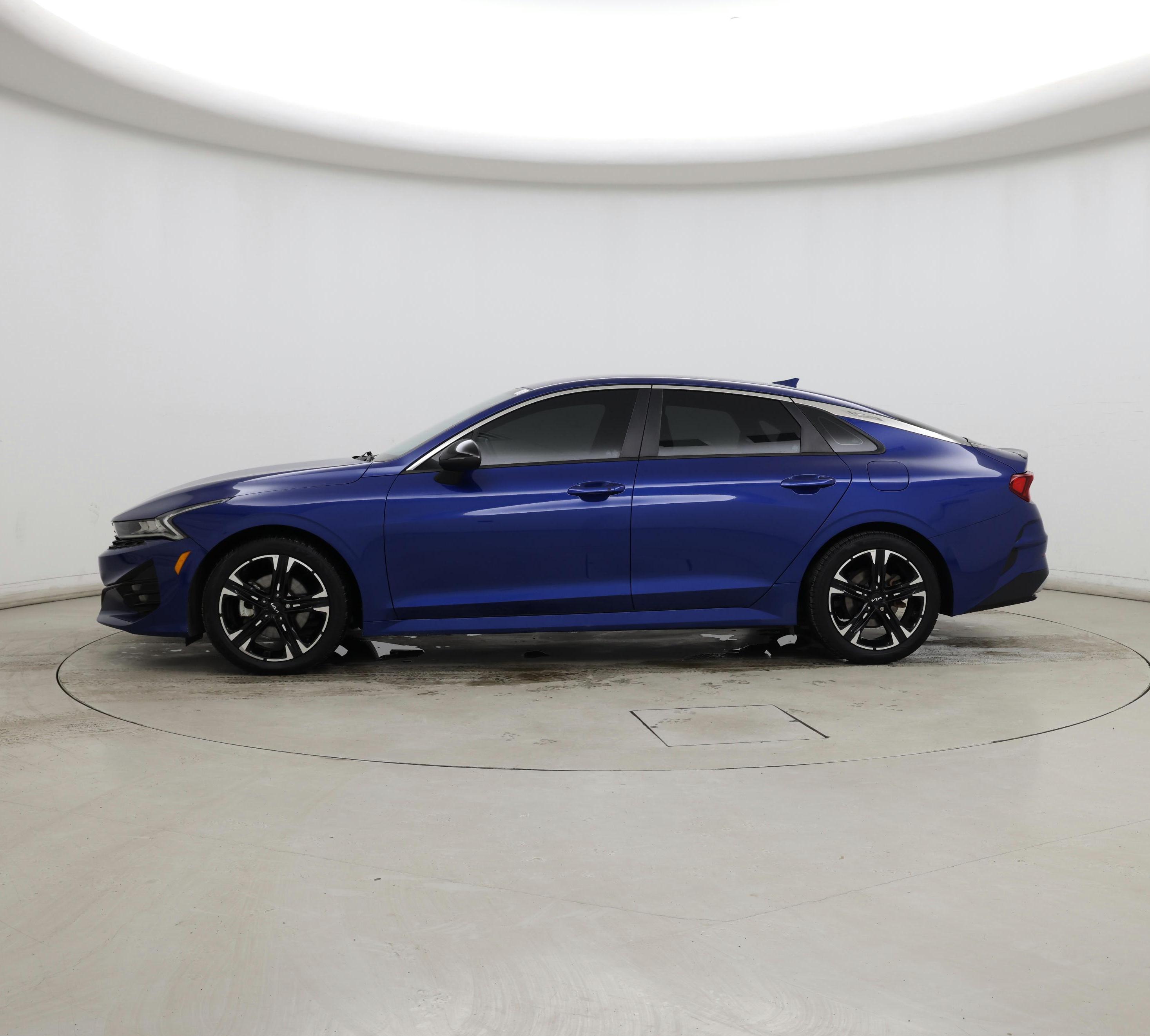 Thumbnail: 2022 Kia K5 - 3