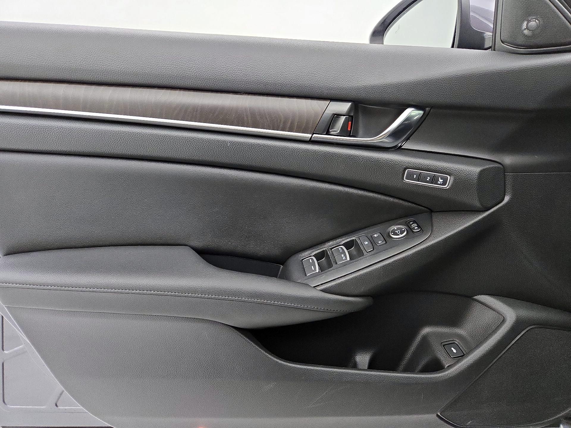 Thumbnail: 2021 Honda Accord - 12