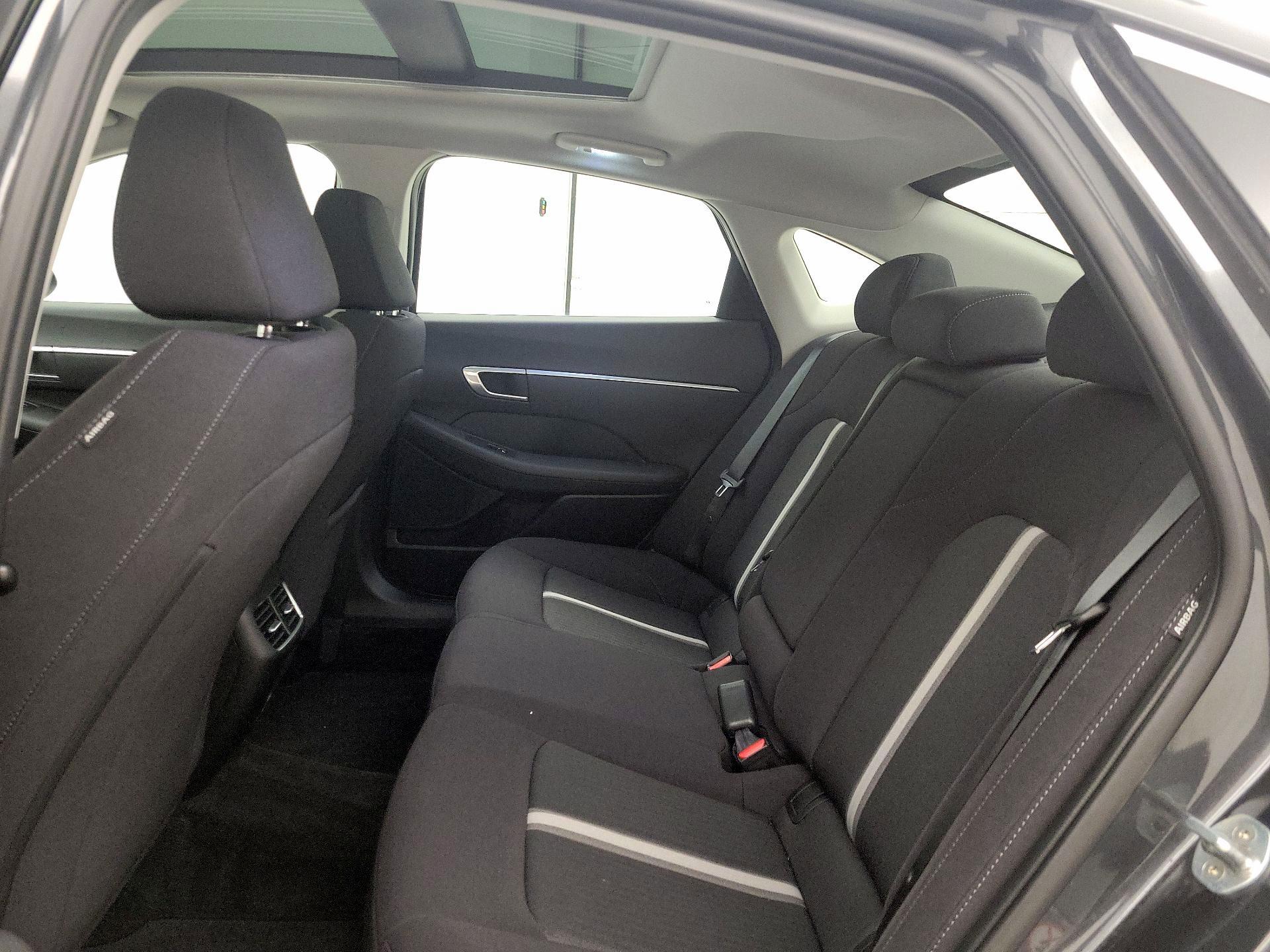 Thumbnail: 2022 Hyundai Sonata - 20