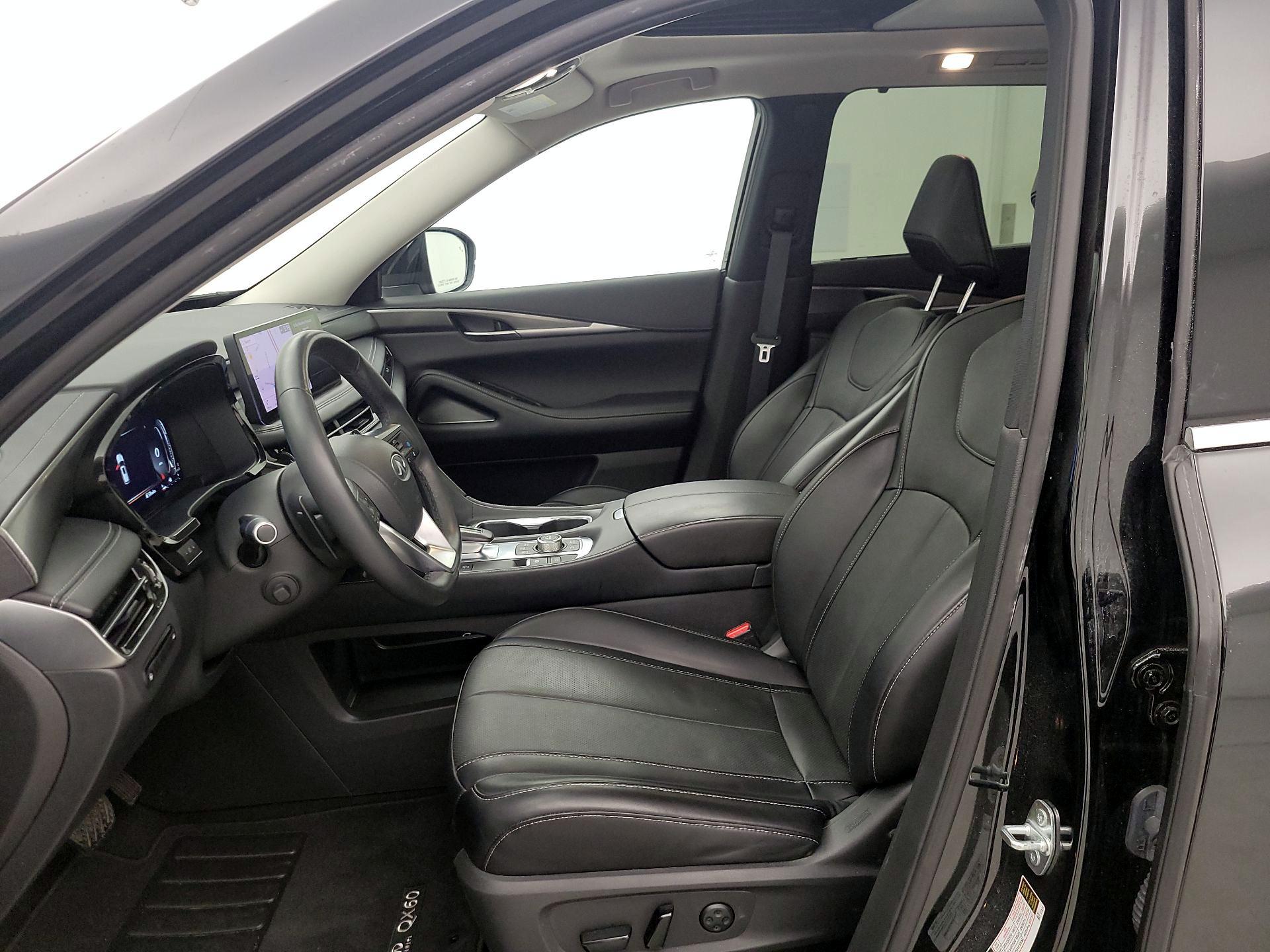 Thumbnail: 2023 INFINITI QX60 - 11