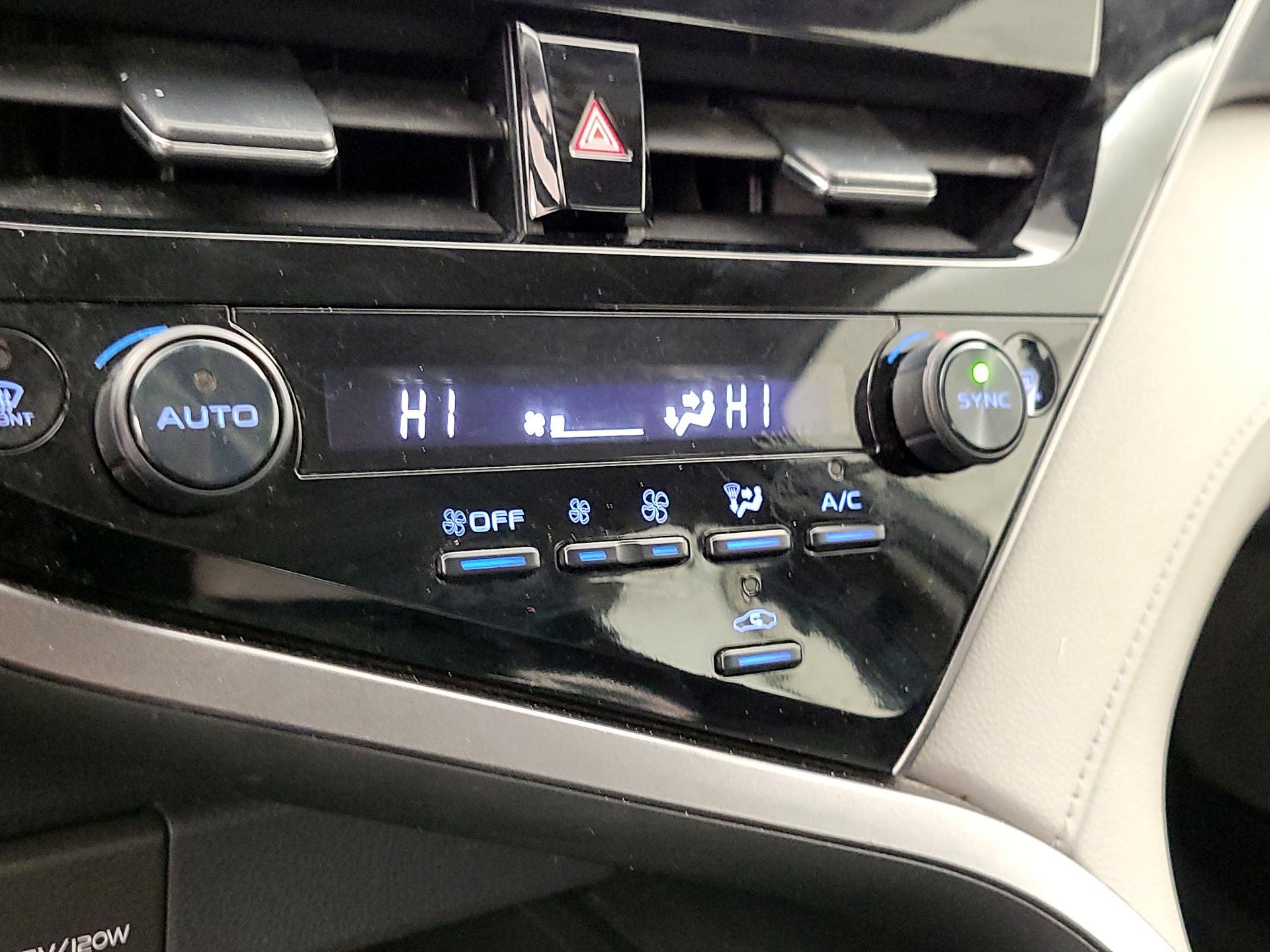 Thumbnail: 2023 Toyota Camry - 16