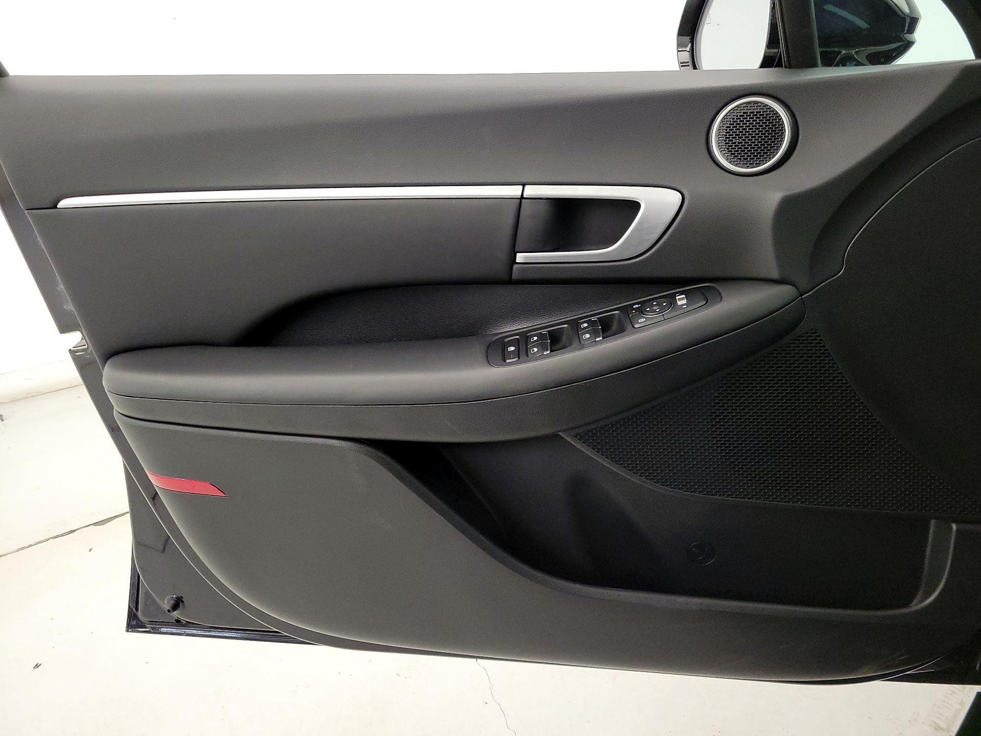 Thumbnail: 2024 Hyundai Sonata - 12