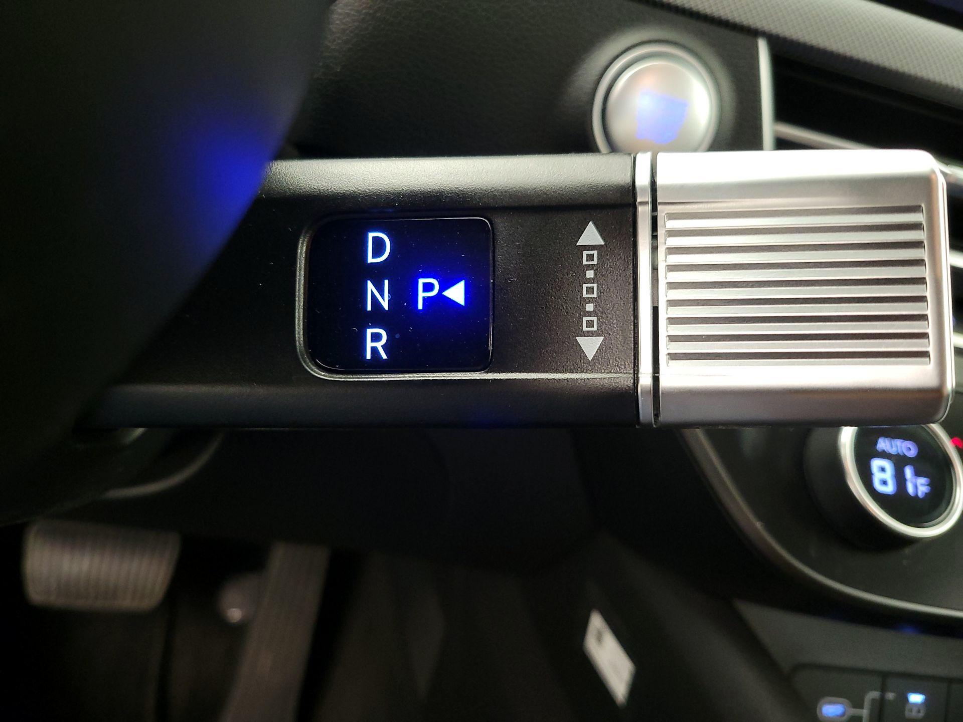 Thumbnail: 2024 Hyundai Sonata - 17