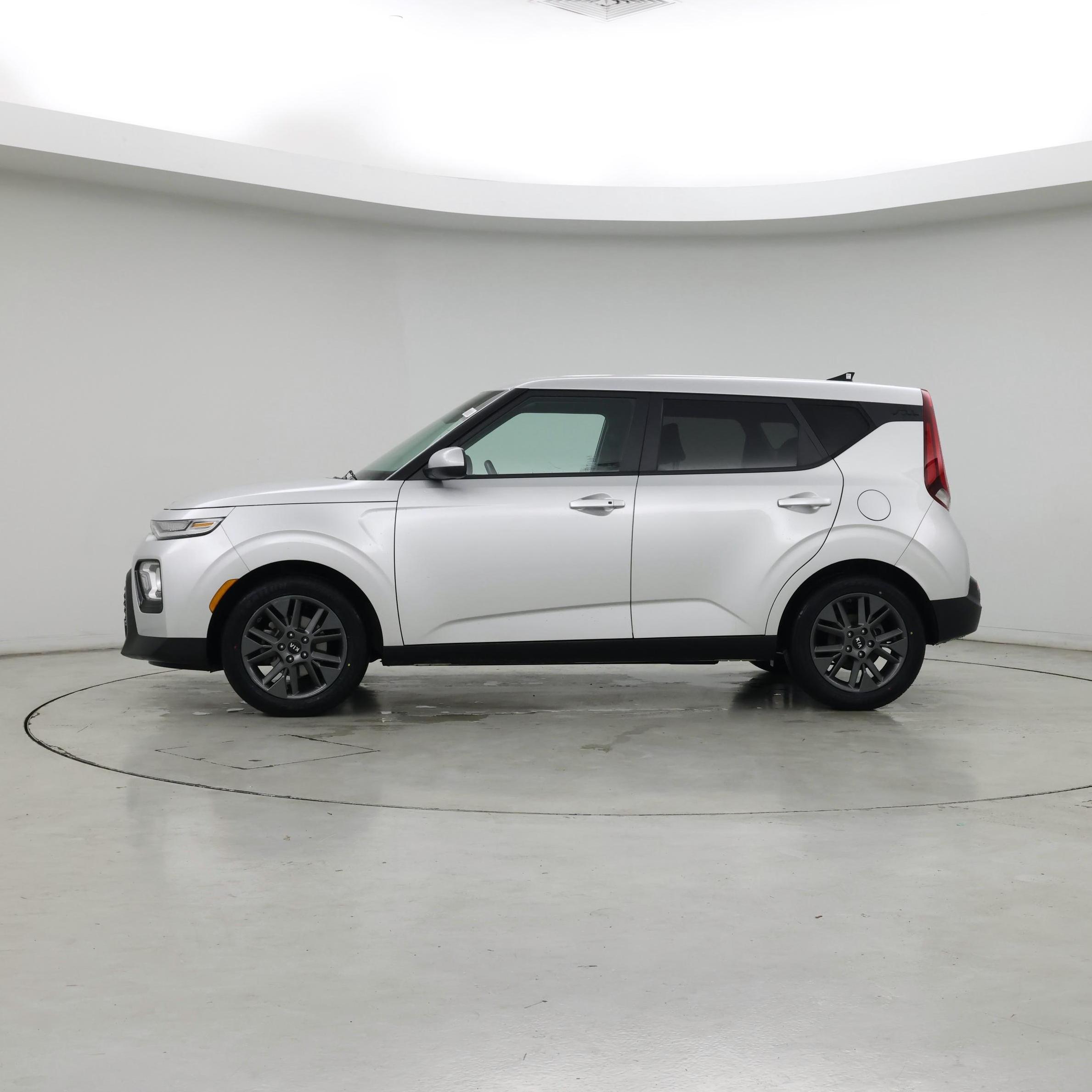 Thumbnail: 2020 Kia Soul - 3