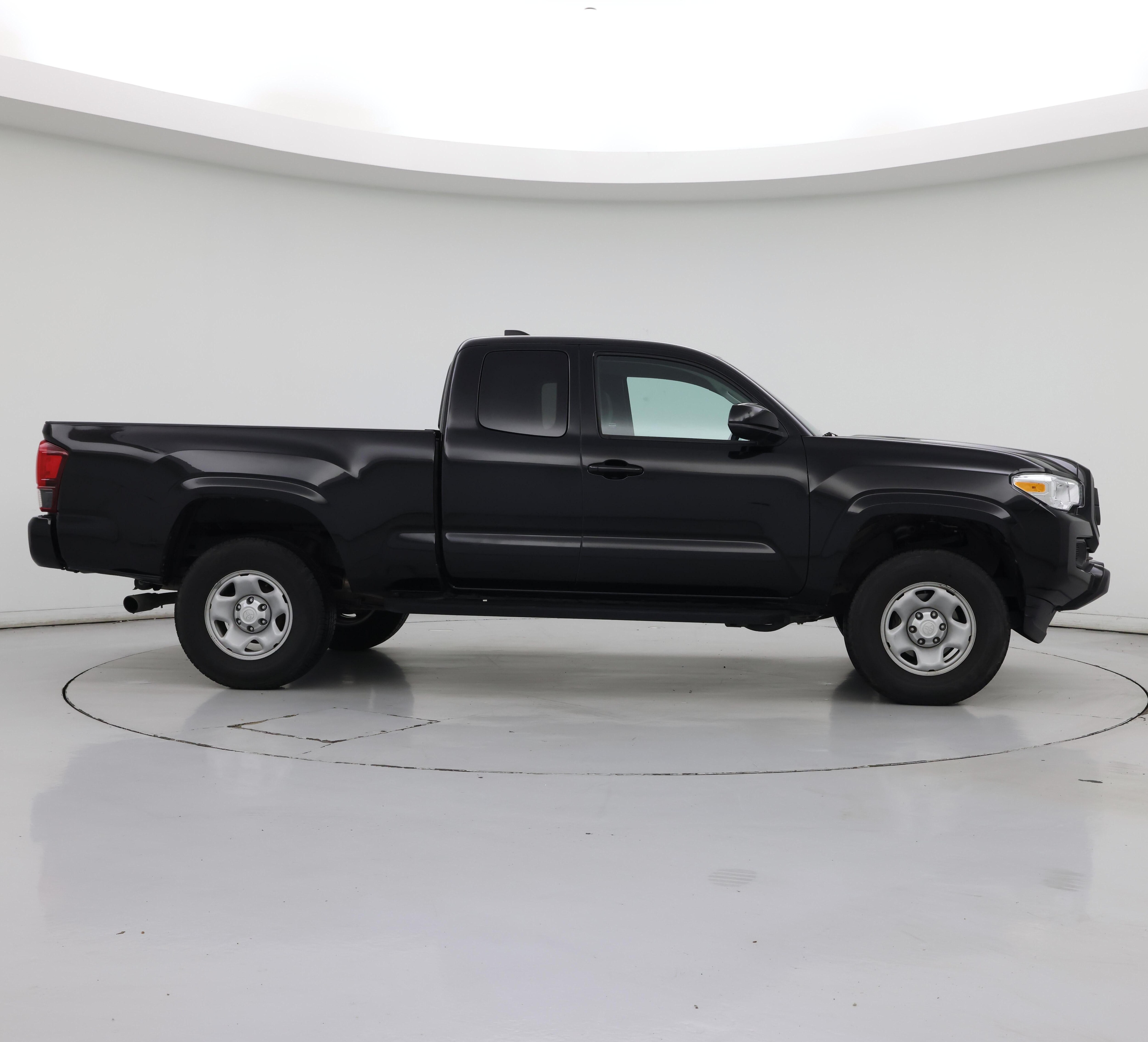 Thumbnail: 2023 Toyota Tacoma - 7