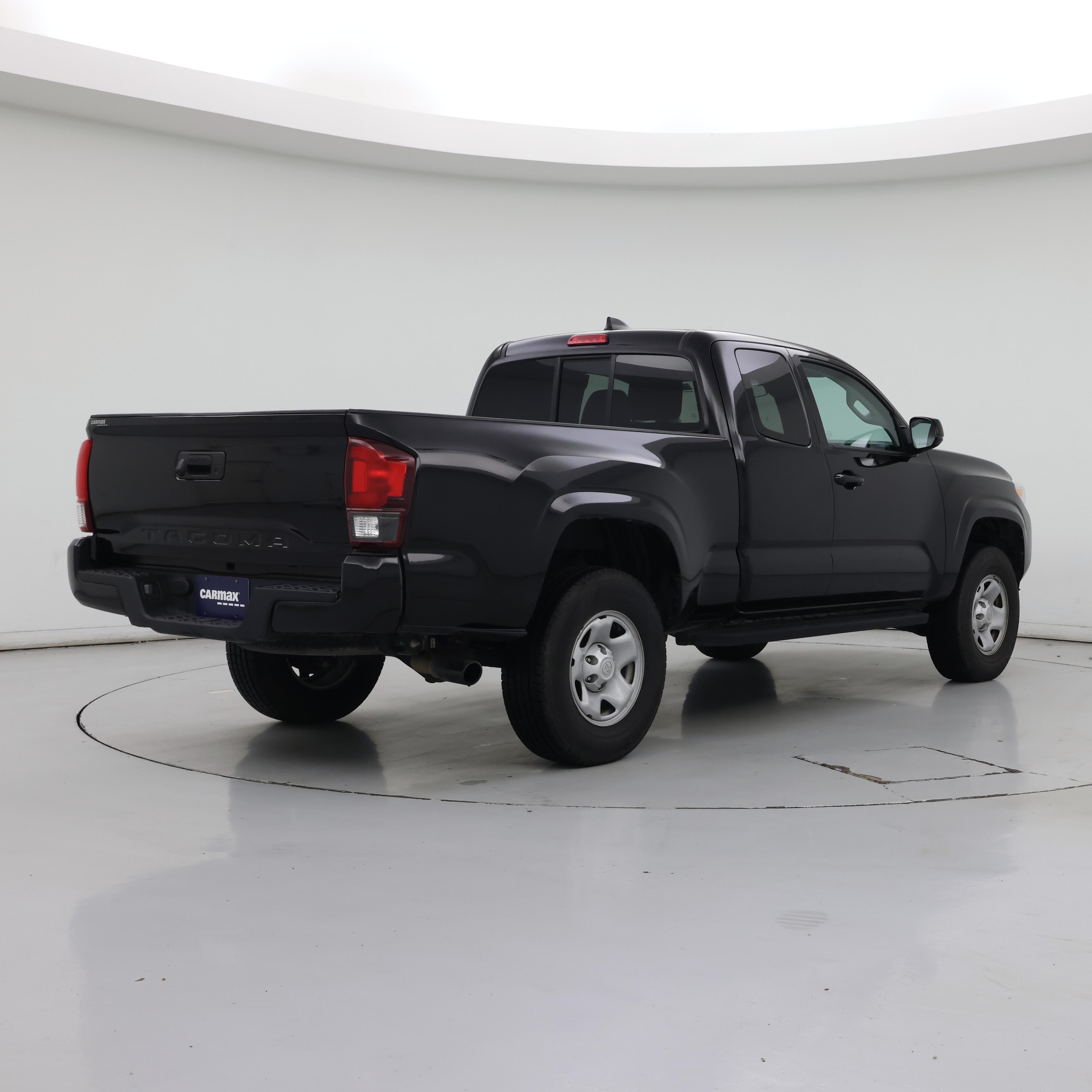 Thumbnail: 2023 Toyota Tacoma - 8