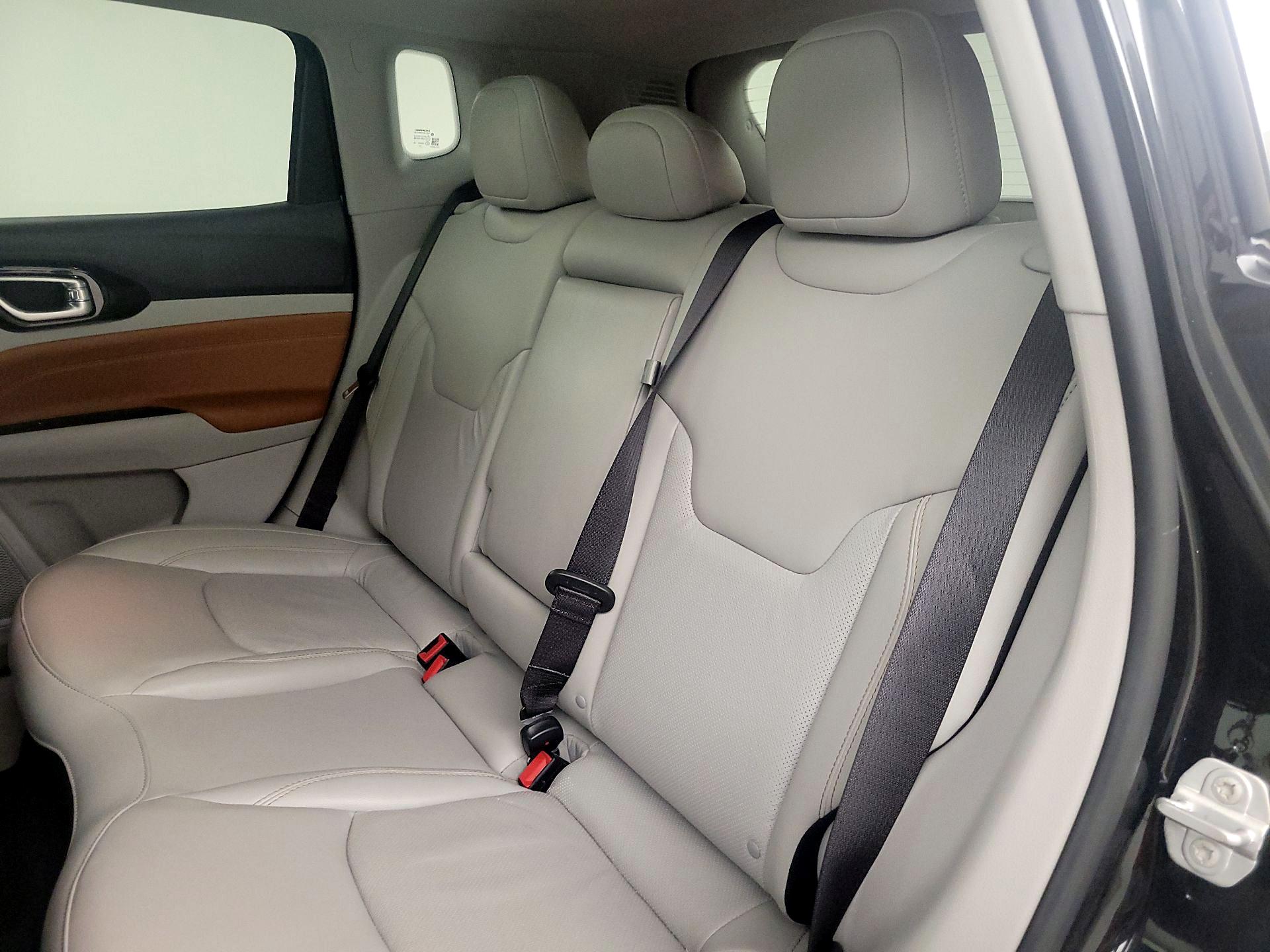 Thumbnail: 2022 Jeep Compass - 20