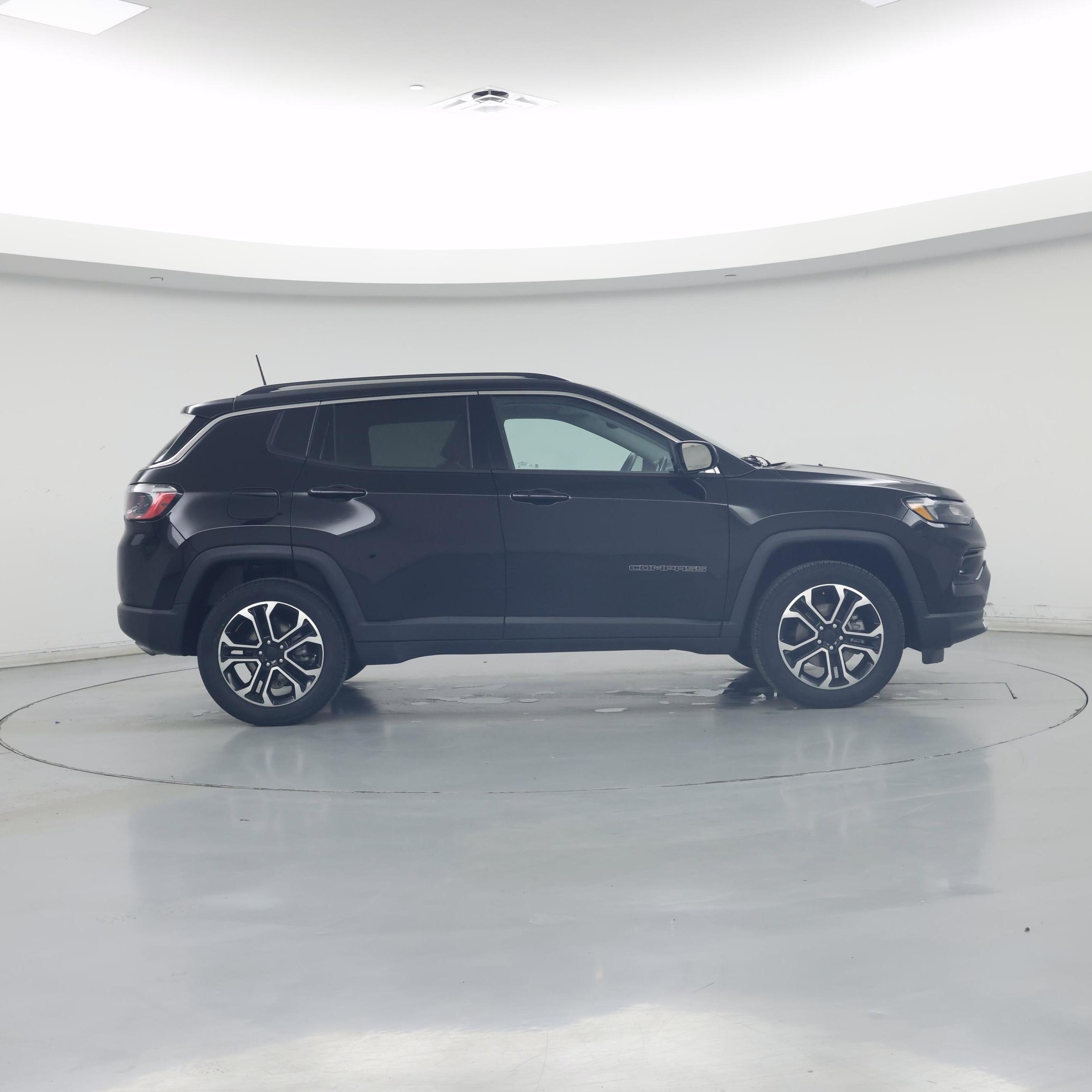 Thumbnail: 2022 Jeep Compass - 7
