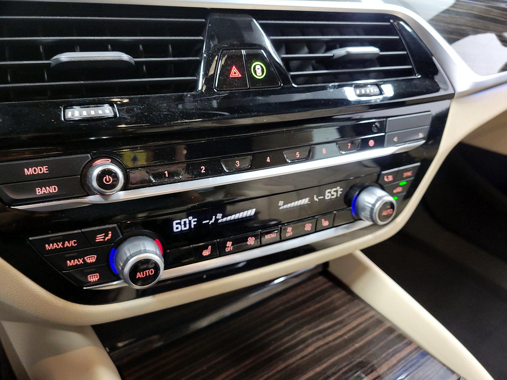 Thumbnail: 2023 BMW 5 Series - 13