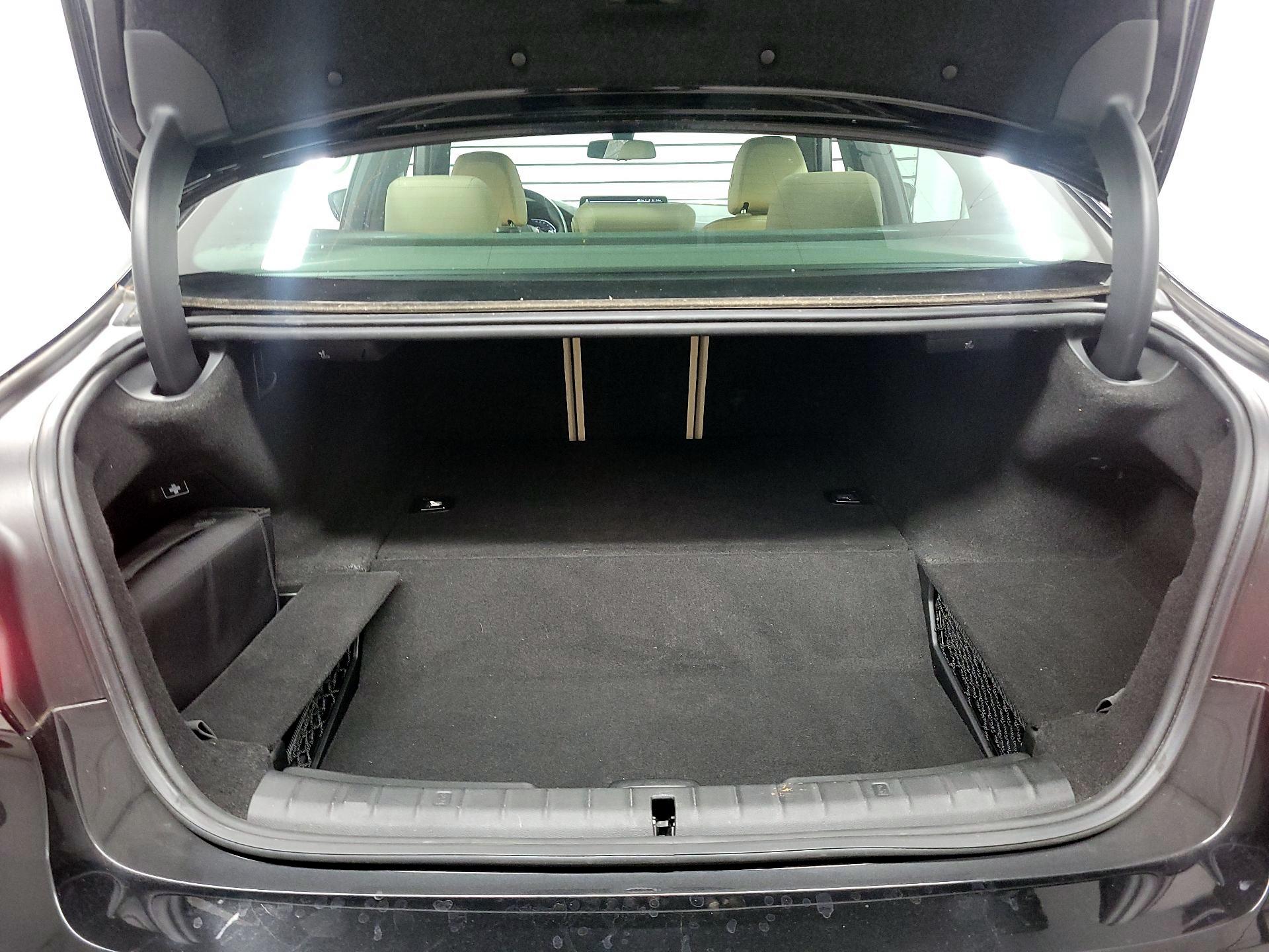 Thumbnail: 2023 BMW 5 Series - 16