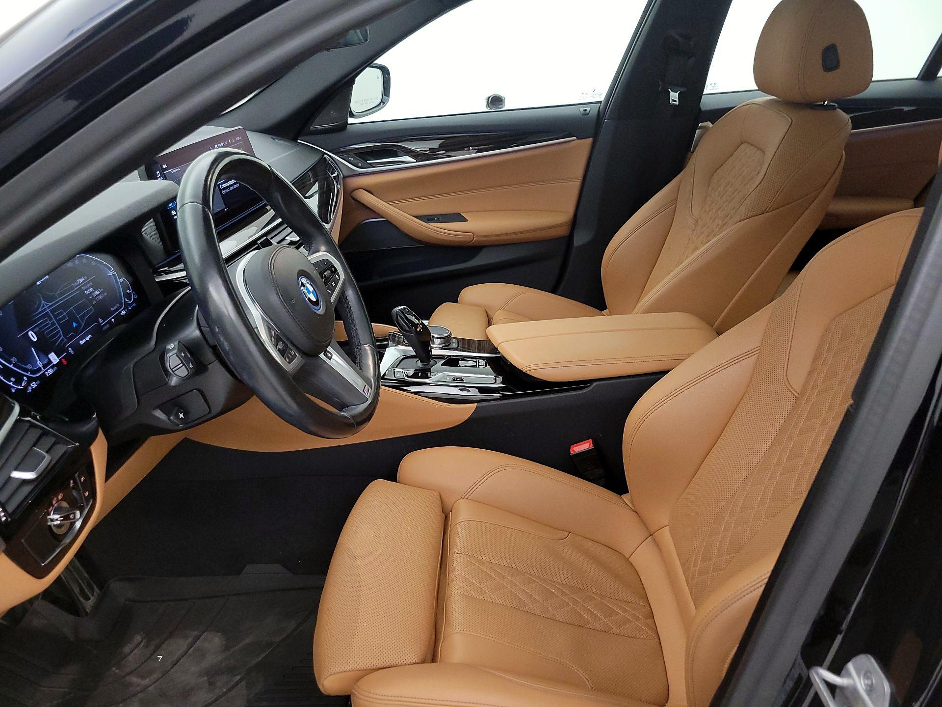 Thumbnail: 2023 BMW 5 Series - 11