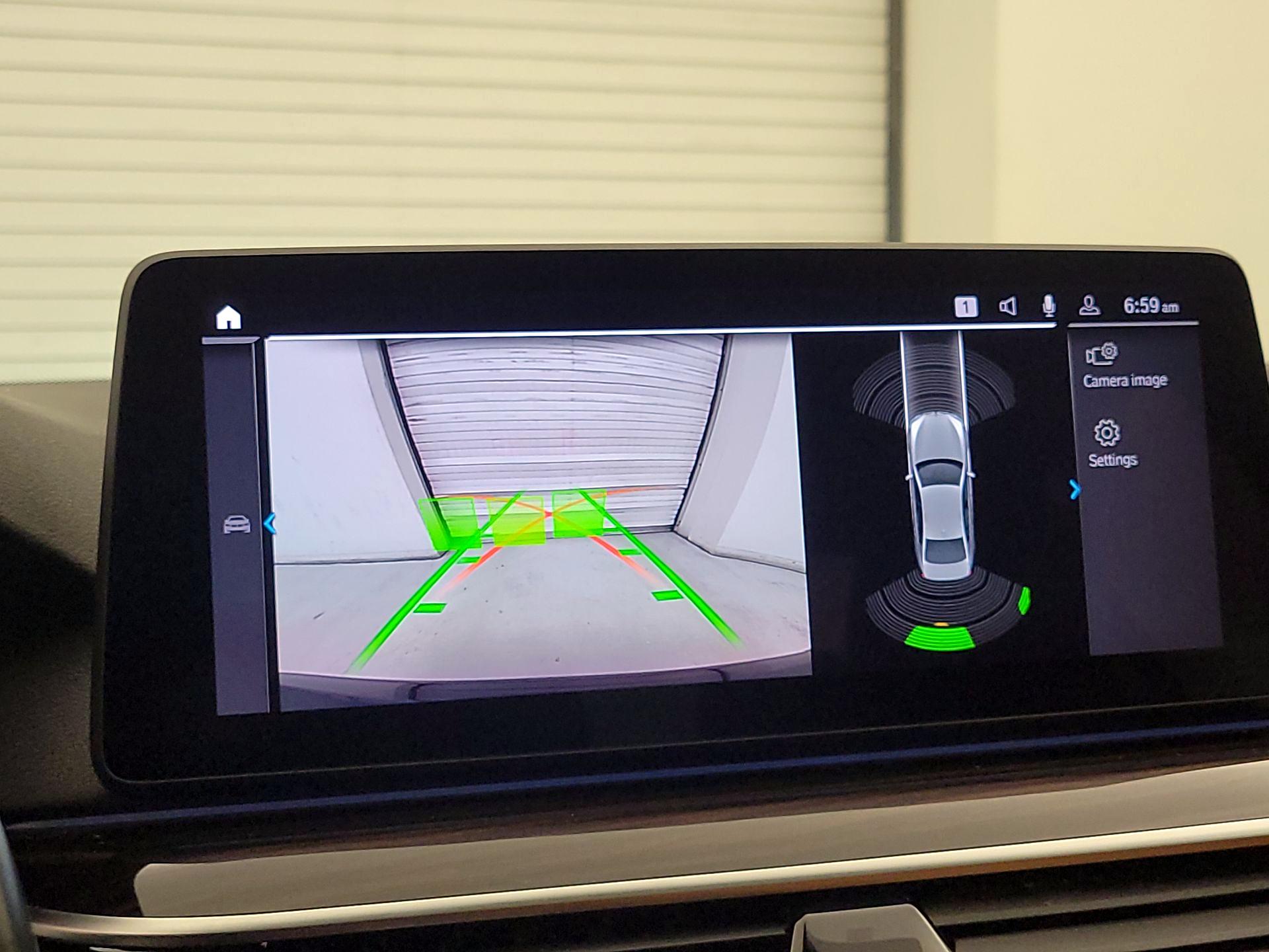 Thumbnail: 2023 BMW 5 Series - 15