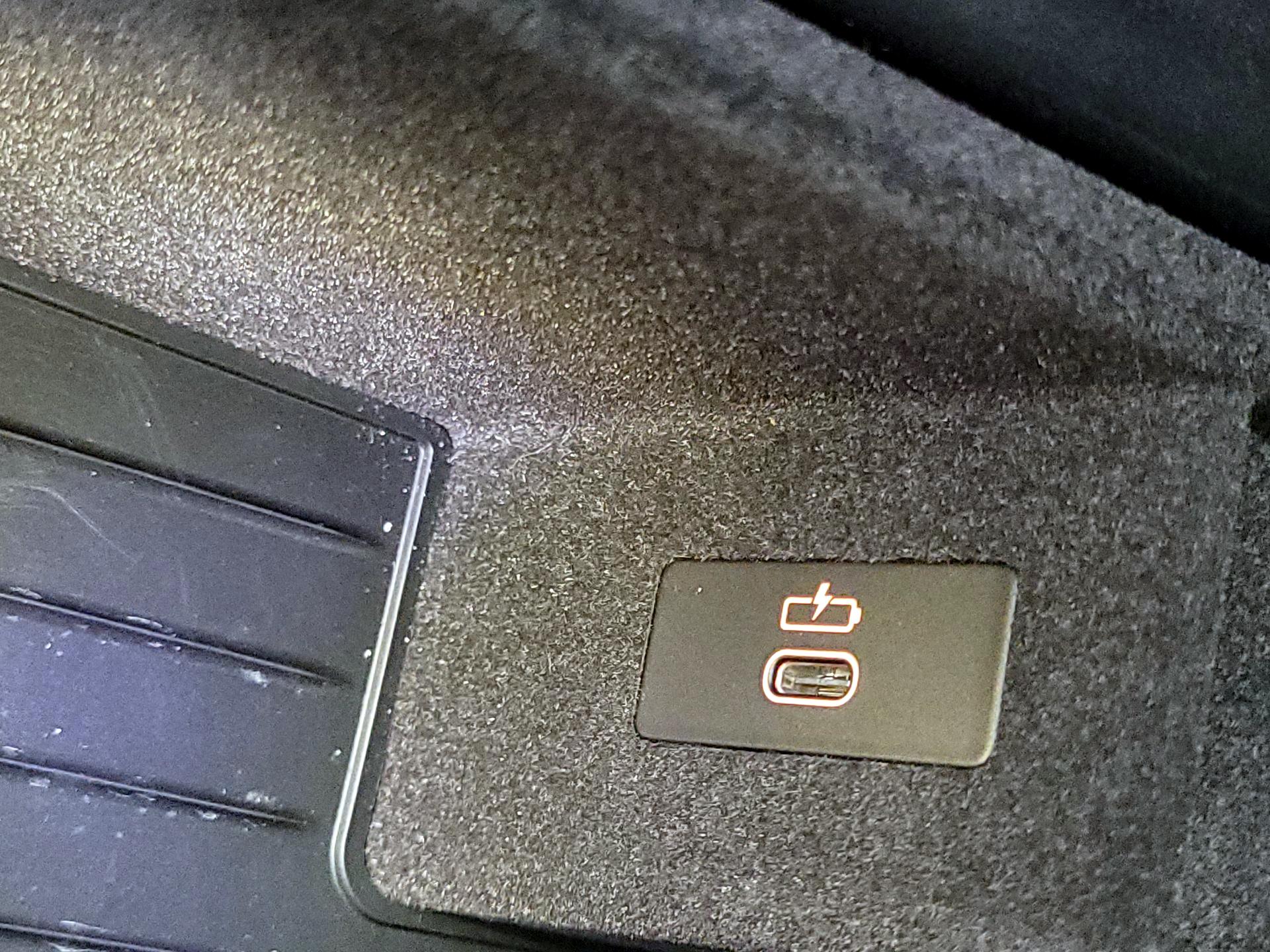 Thumbnail: 2023 BMW 5 Series - 19