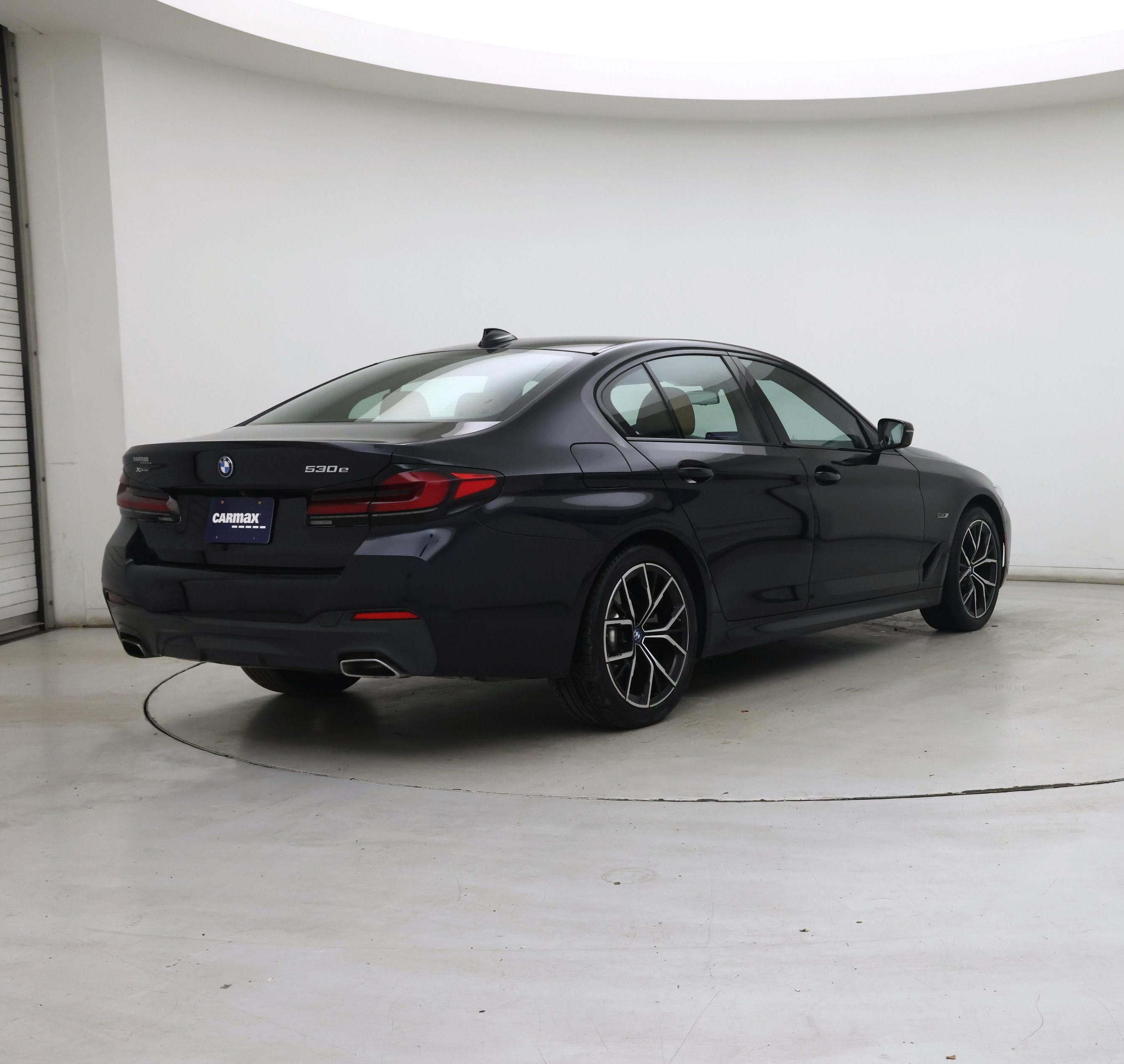 Thumbnail: 2023 BMW 5 Series - 8