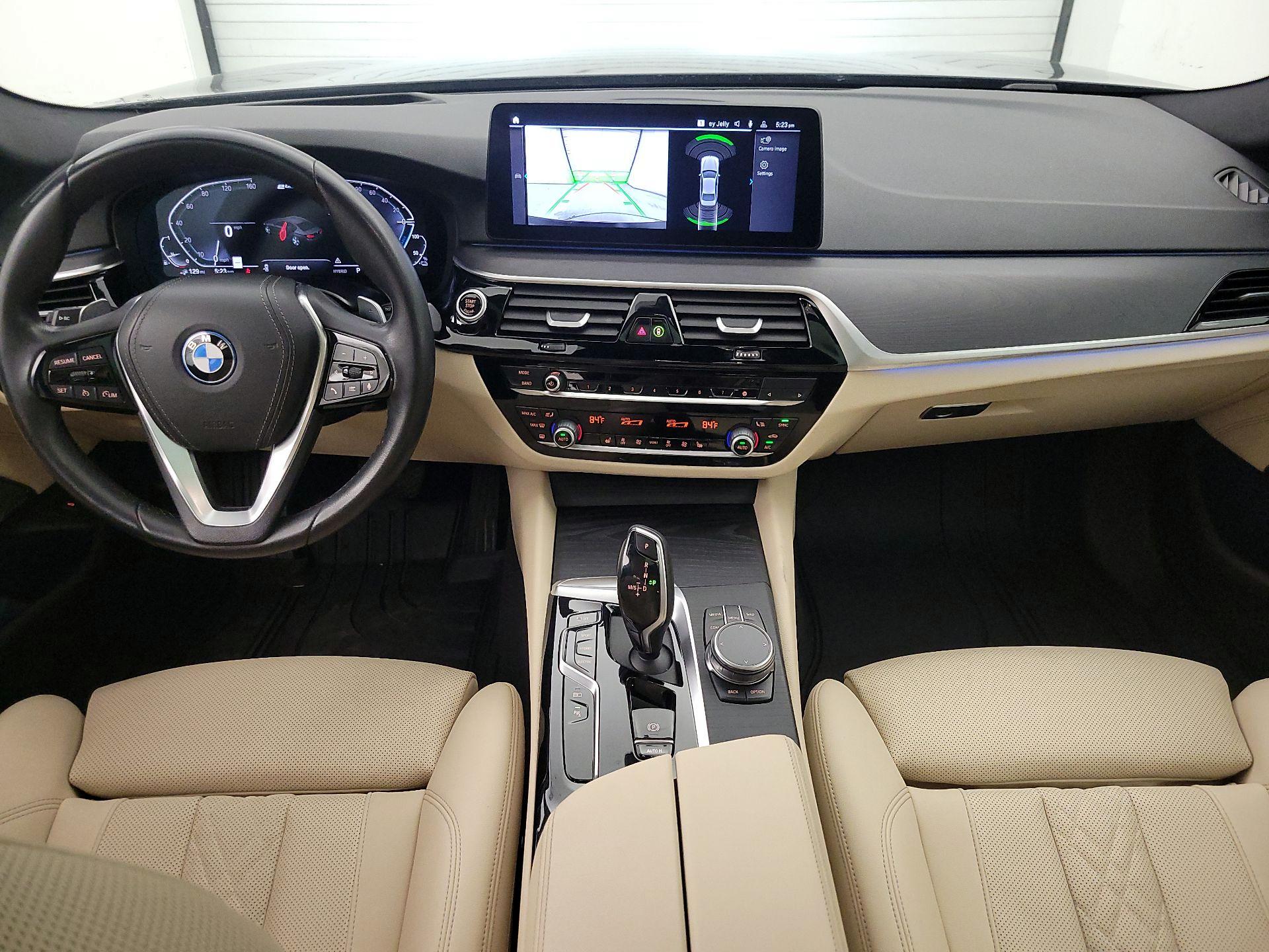 Thumbnail: 2023 BMW 5 Series - 9