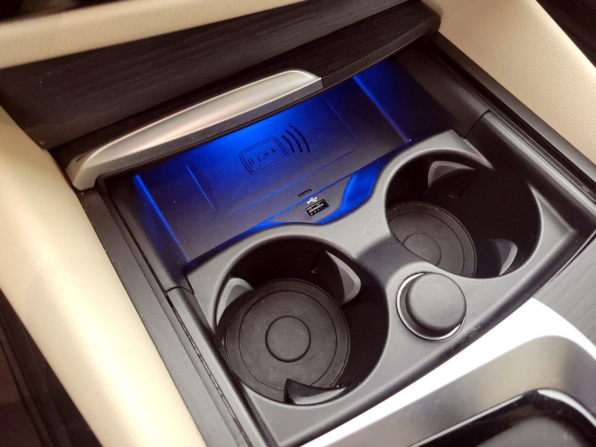 Thumbnail: 2023 BMW 5 Series - 18