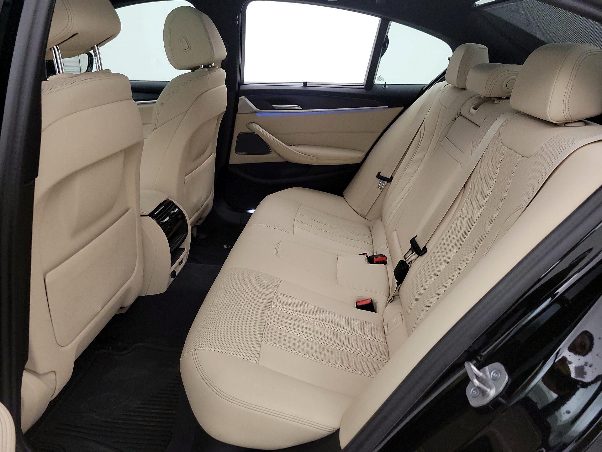 Thumbnail: 2023 BMW 5 Series - 20