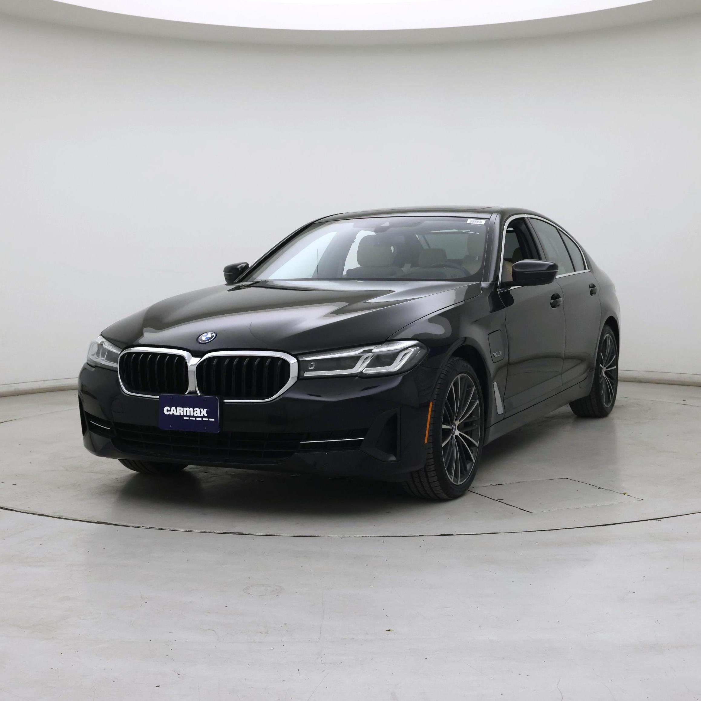 Thumbnail: 2023 BMW 5 Series - 4