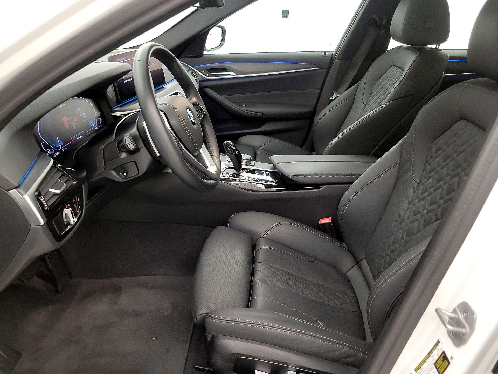 Thumbnail: 2023 BMW 5 Series - 11