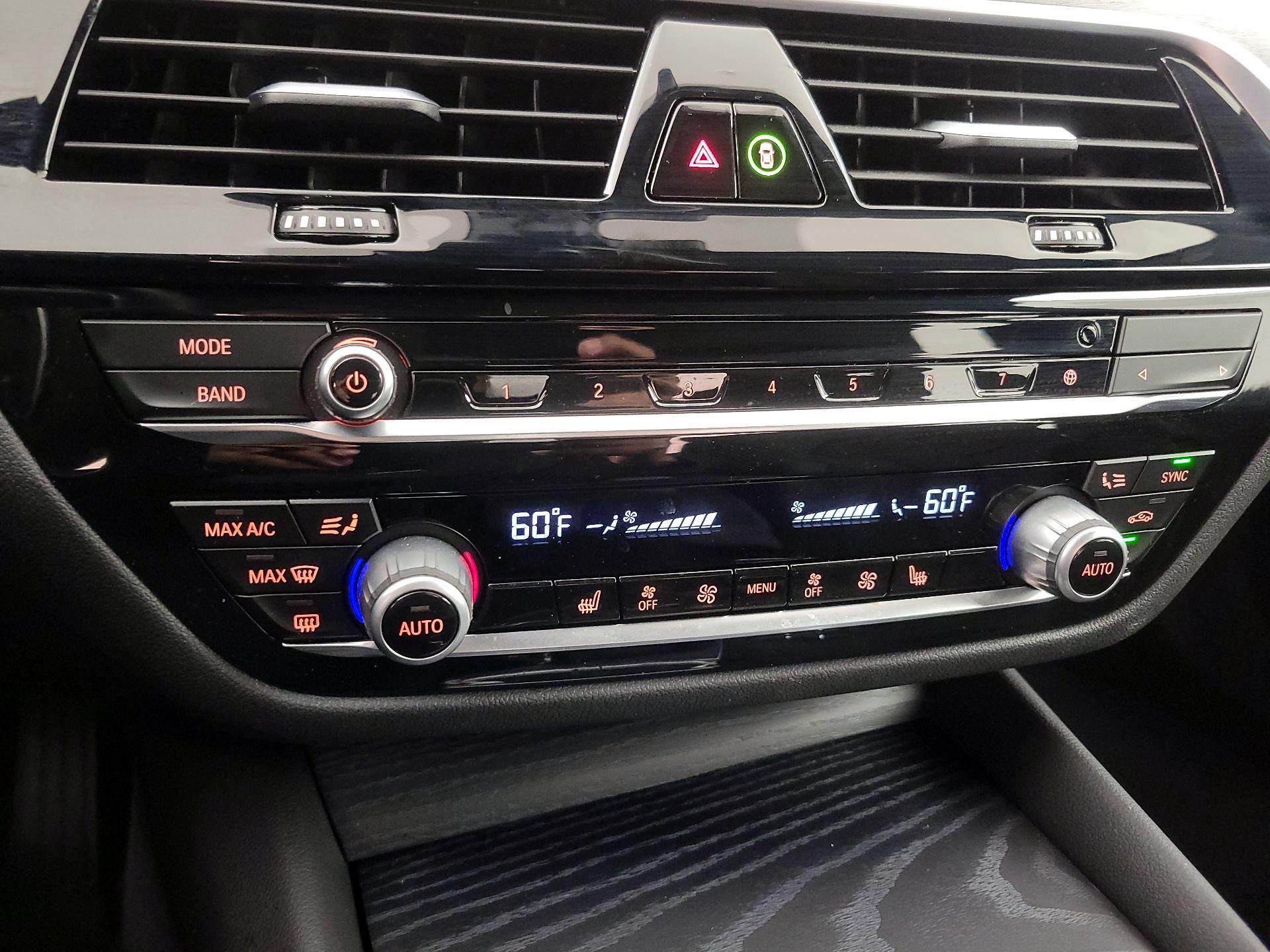 Thumbnail: 2023 BMW 5 Series - 17