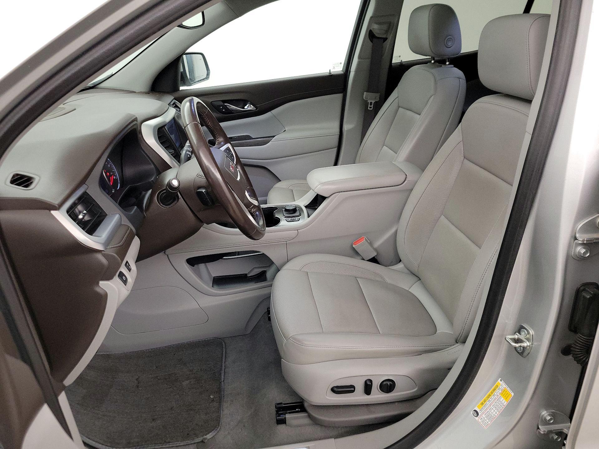 Thumbnail: 2020 GMC Acadia - 11